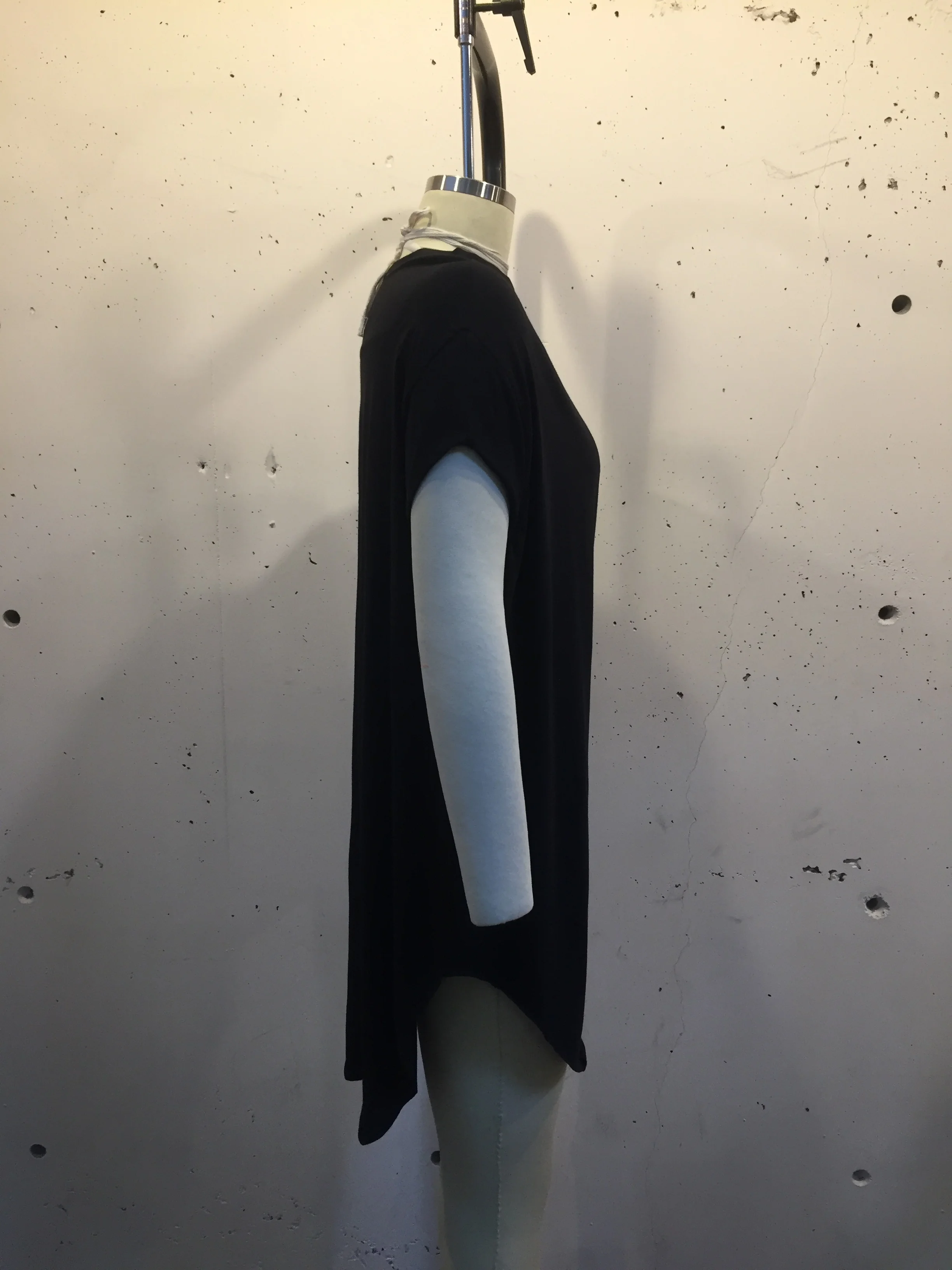 Product -04 Side full Unisex Basic tee .jpg