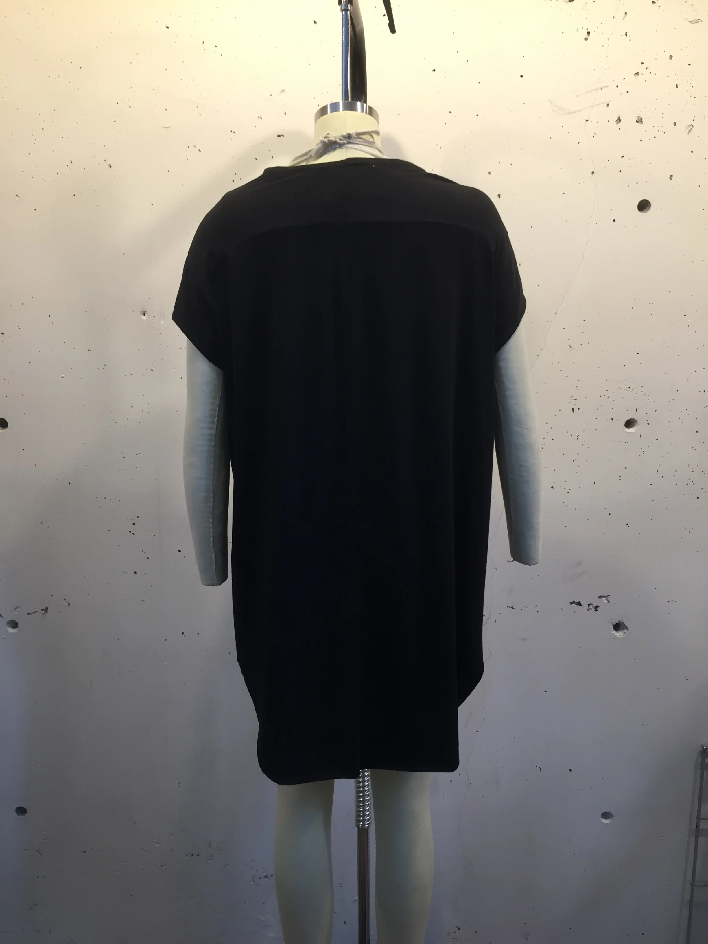 Product -05 Bk unisex tee.jpg