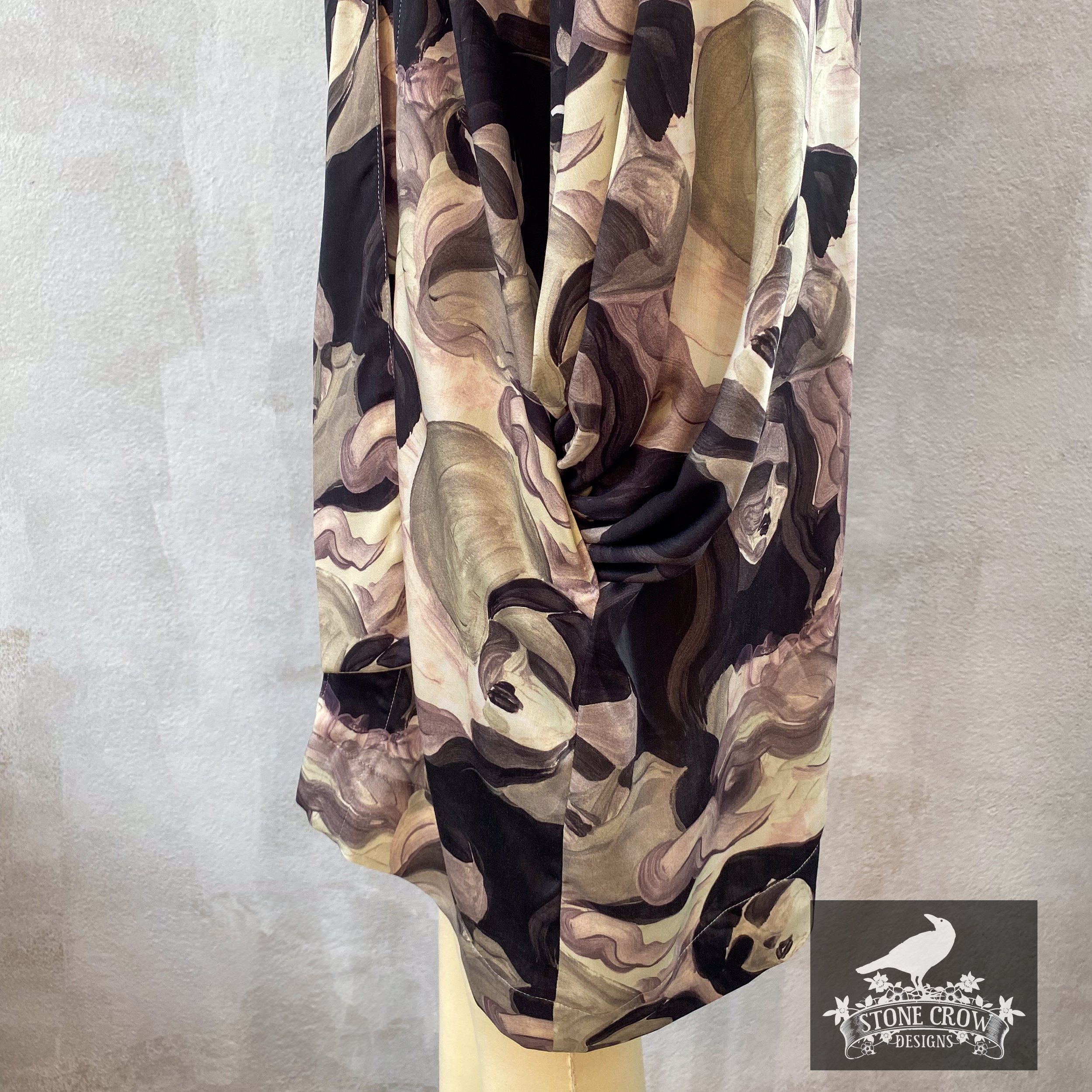 Faces LSLV Long Robe-2.jpg