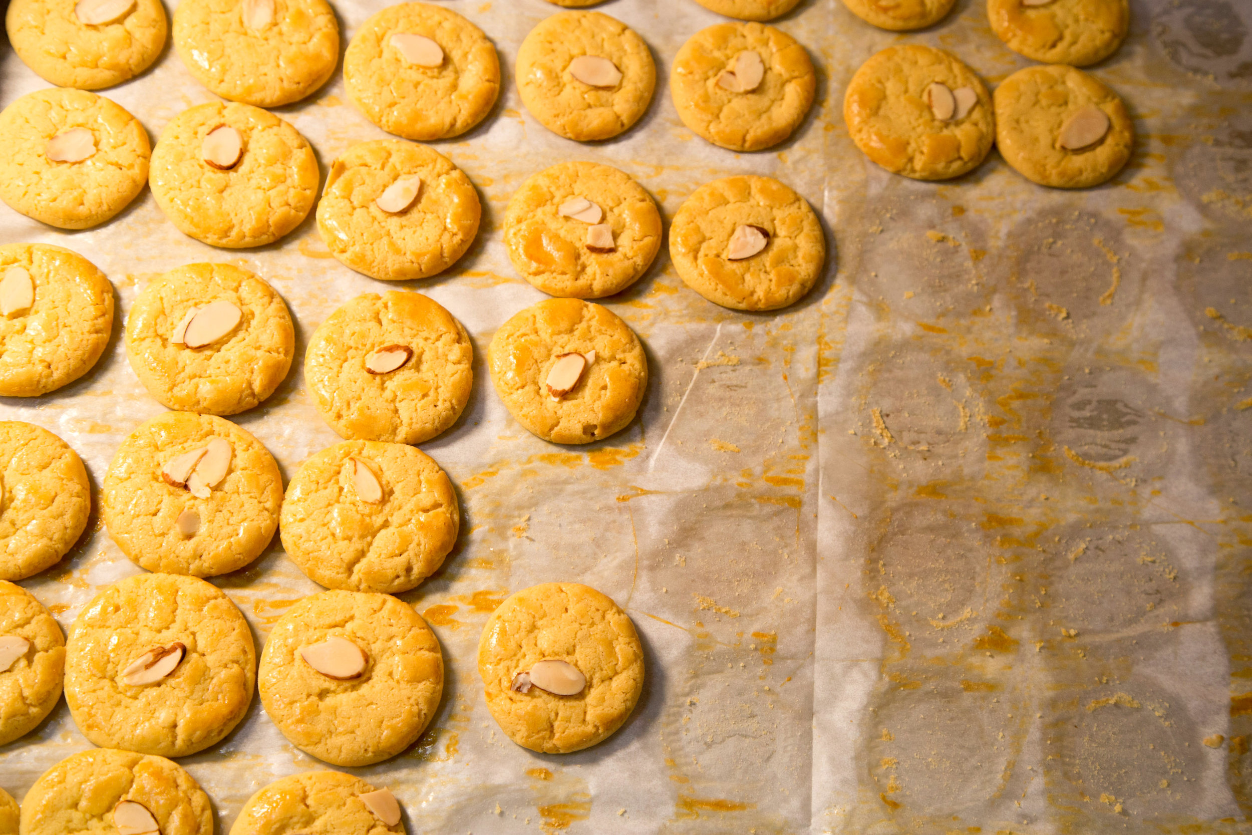  Almond Cookies 