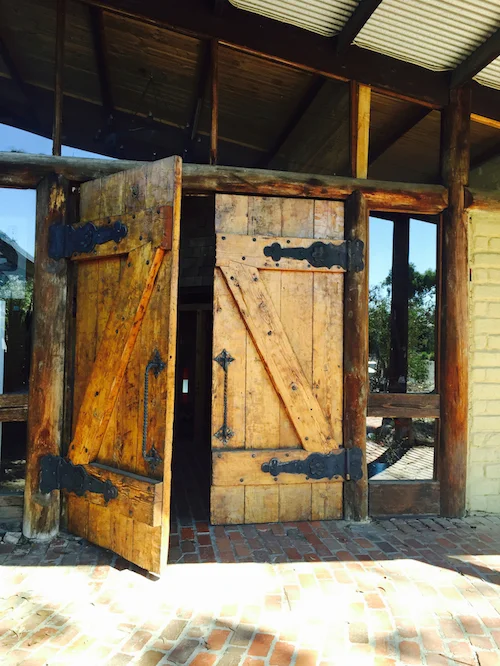 OUR BEAUTIFUL DOORS FEATURE IN MANY WEDDING PHOTOS!