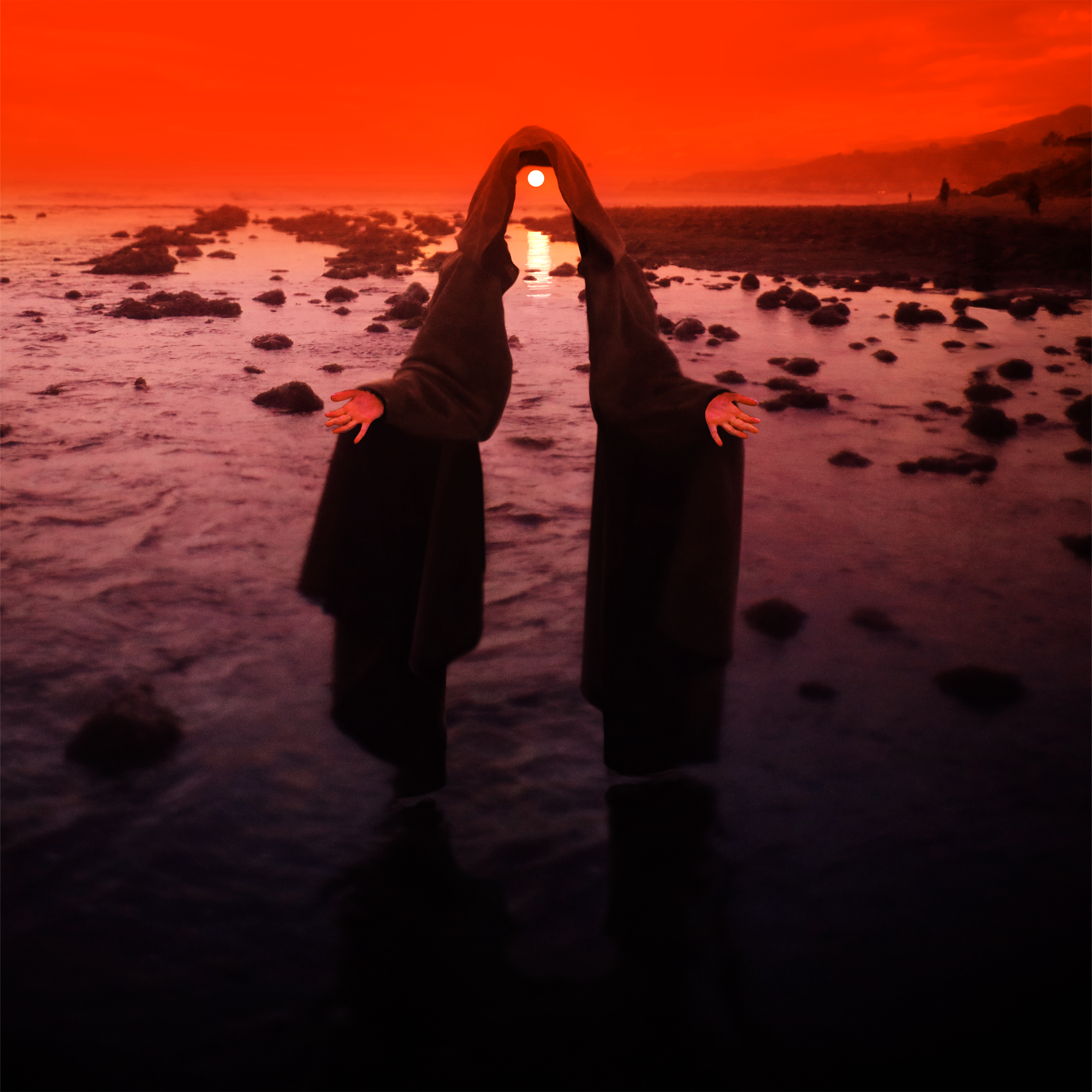 M-0ther_Ghost_art_2k.png