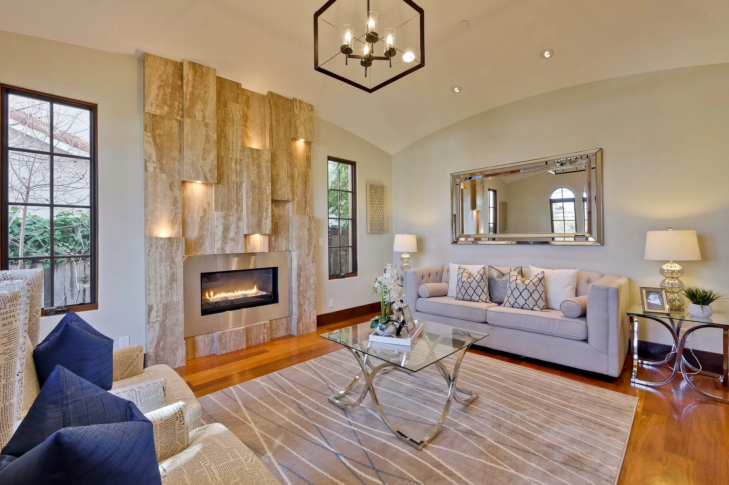03b_Living Room 2.jpg