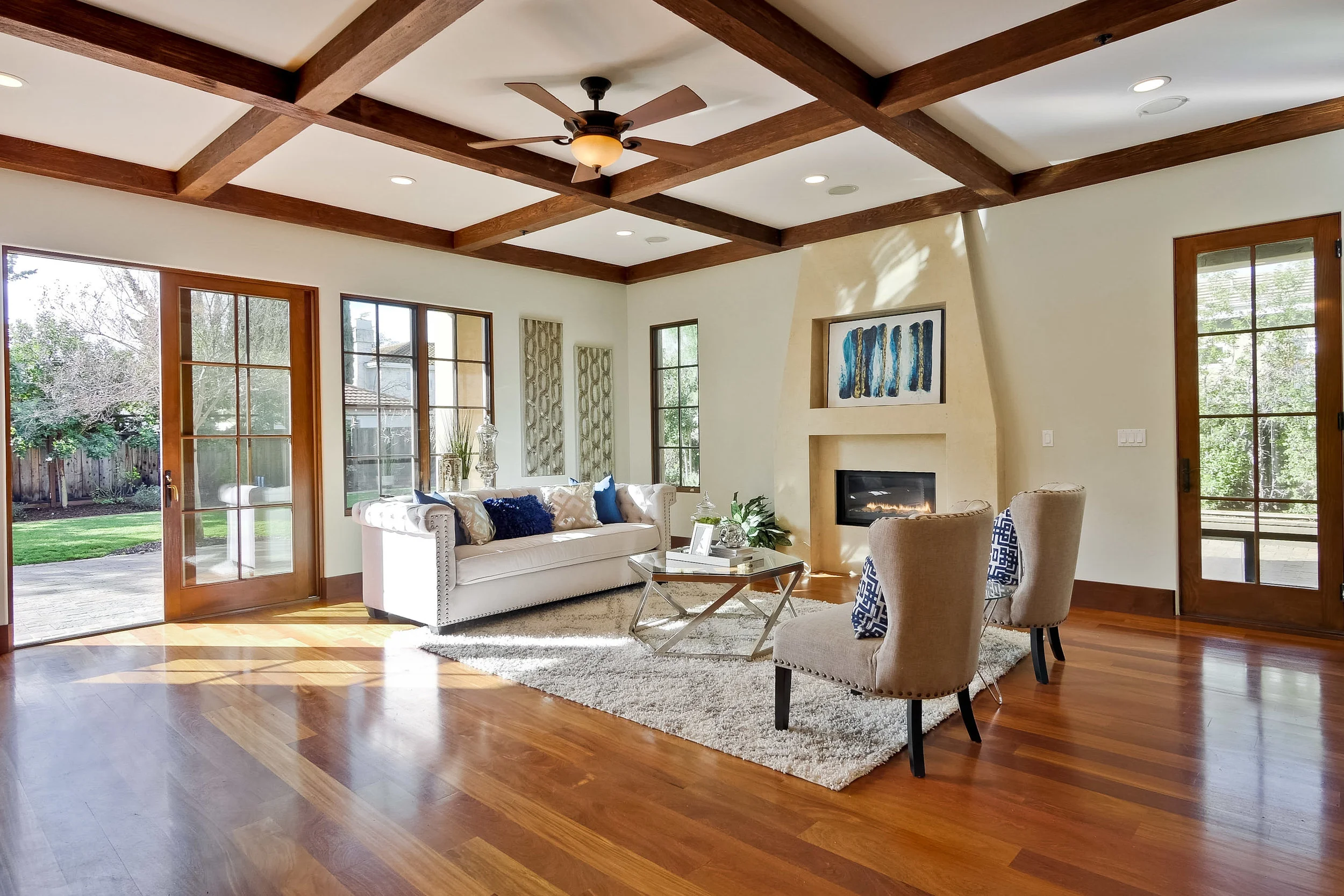 07e_Family Room 1.jpg