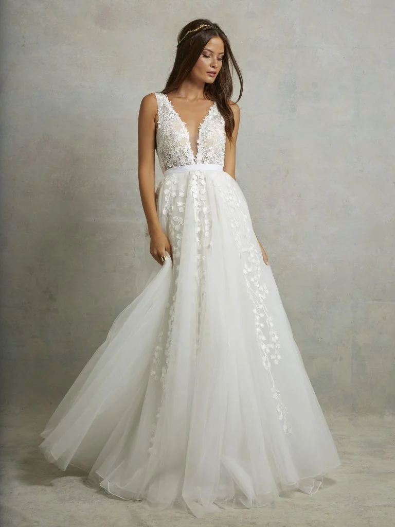 Tara-lauren-montgomery-overskirt.jpg