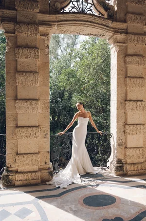 Magnolia — Unique, Boho Vintage Designer Wedding Dresses