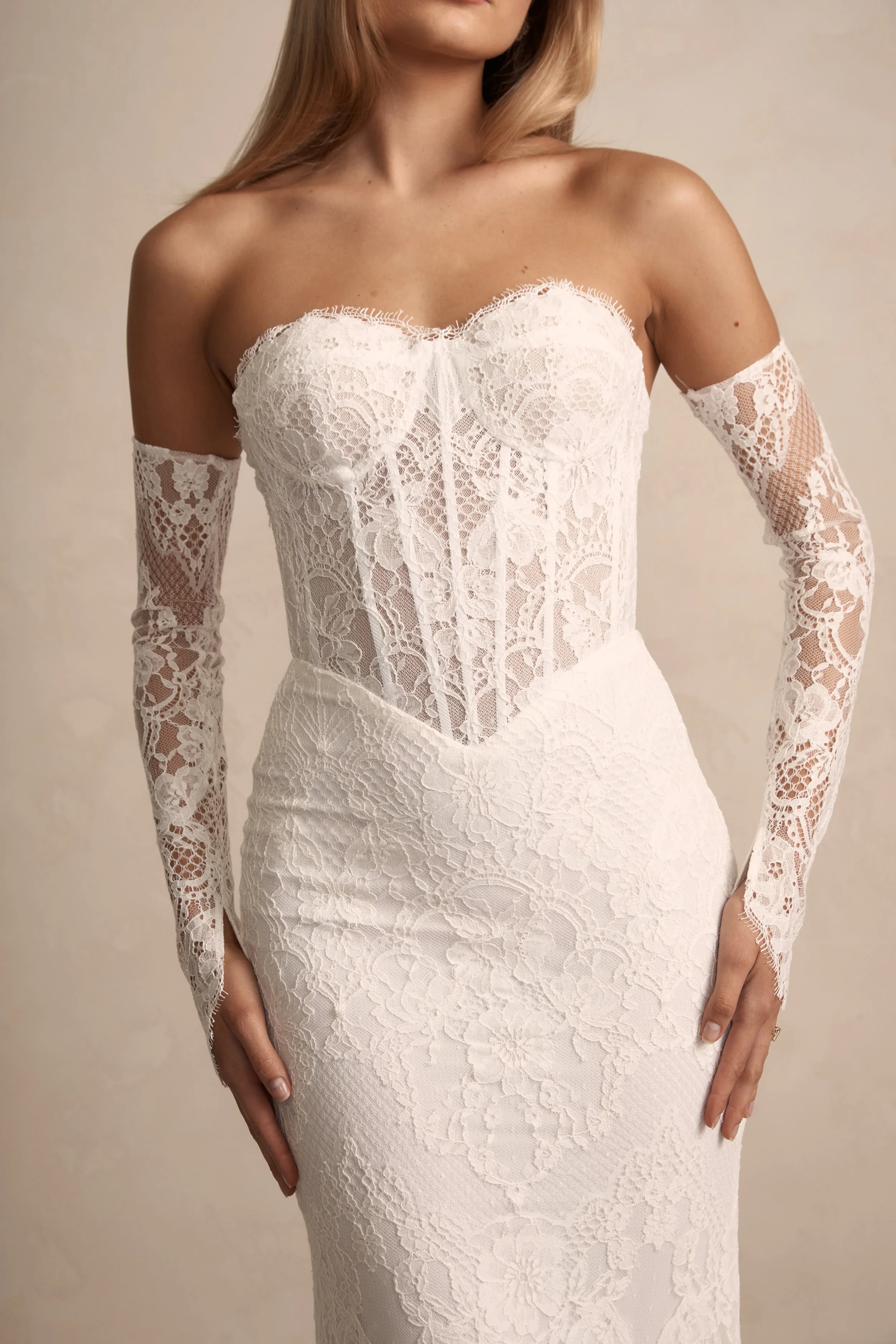 winnie-basque-wedding-dress-made-with-love-bridal-taneisha-110.jpg
