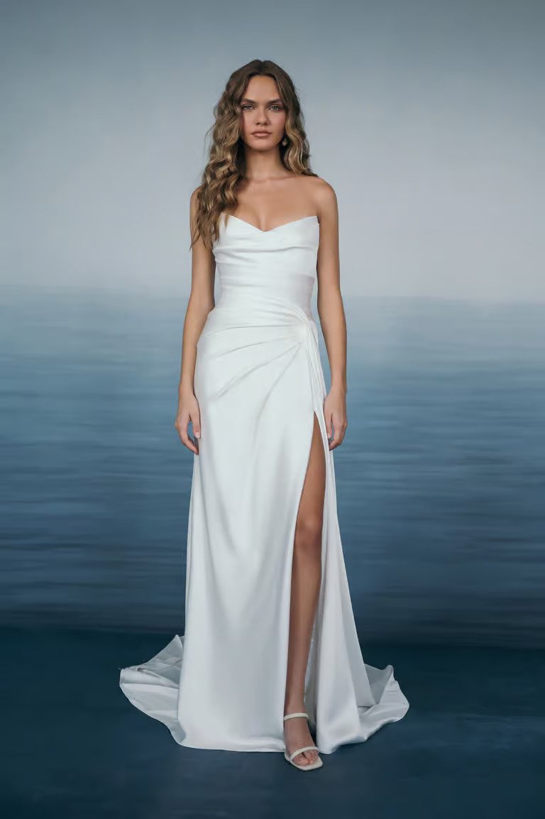 Lana_30014_Edited_2400x3600.jpg