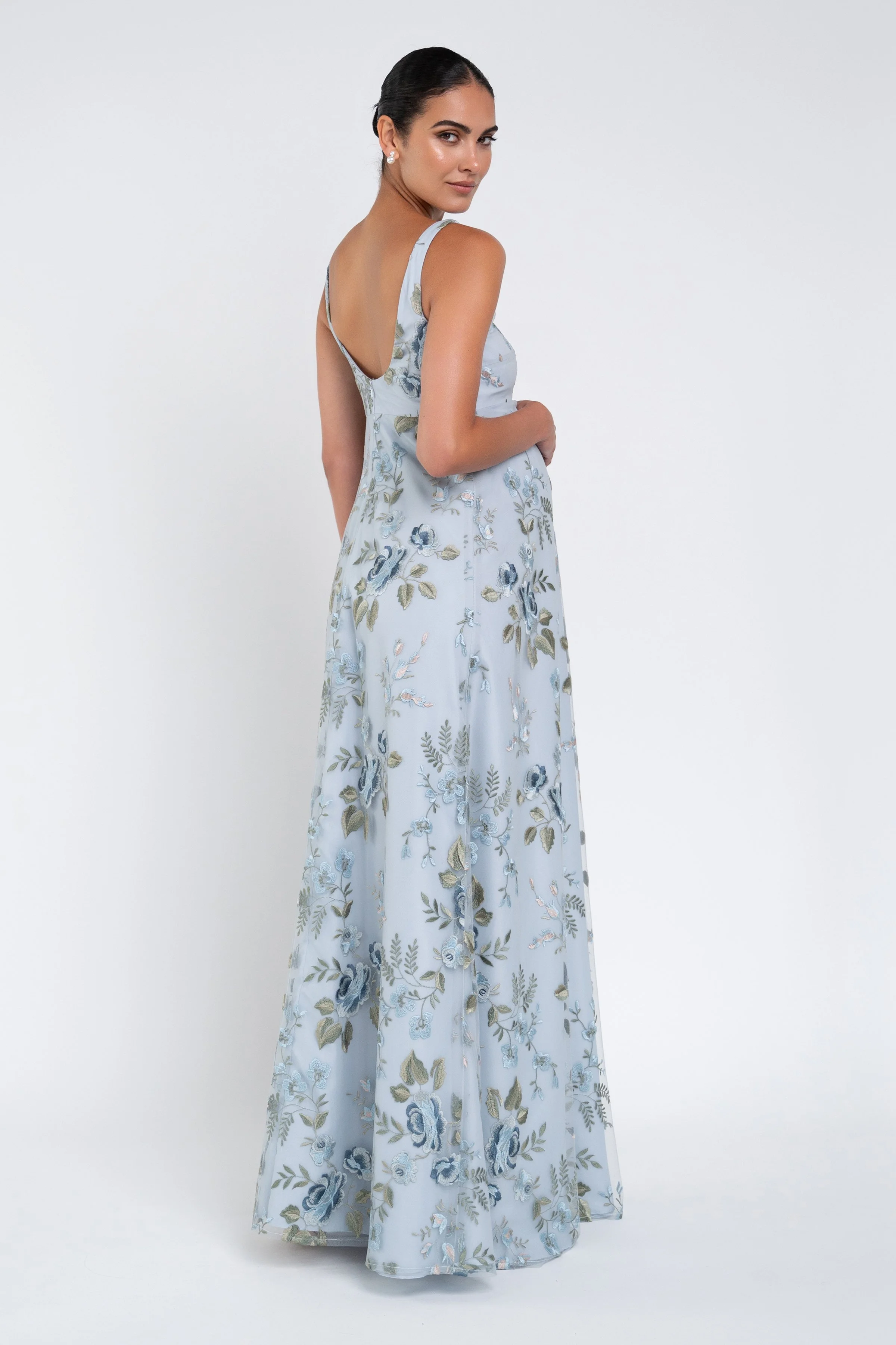 Lily_Enchanted_Floral_Maternity_41522_Edited_2400x3600.jpg