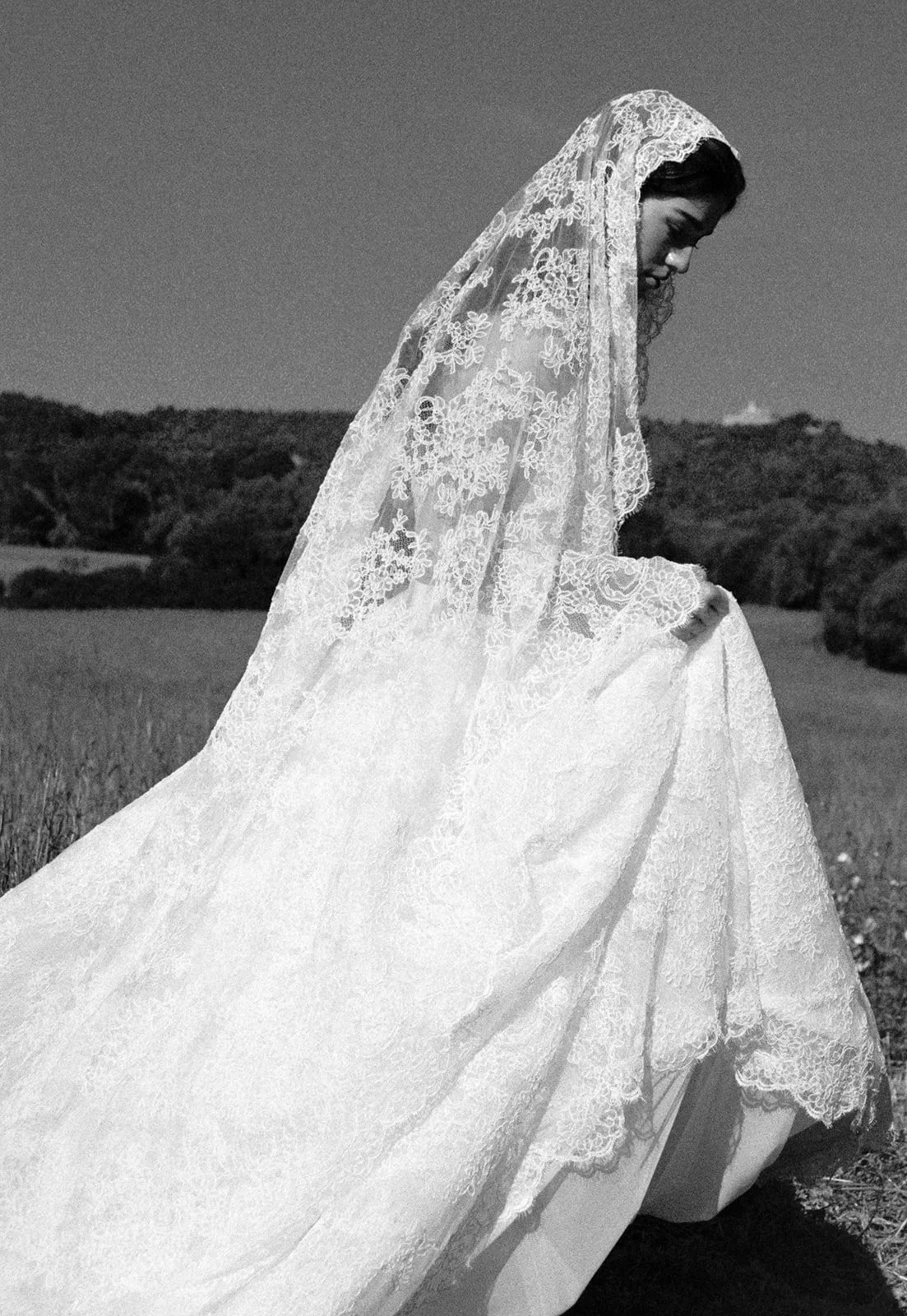 MWL_BRIDE_RUE_WEDDING_DRESS_11.jpg