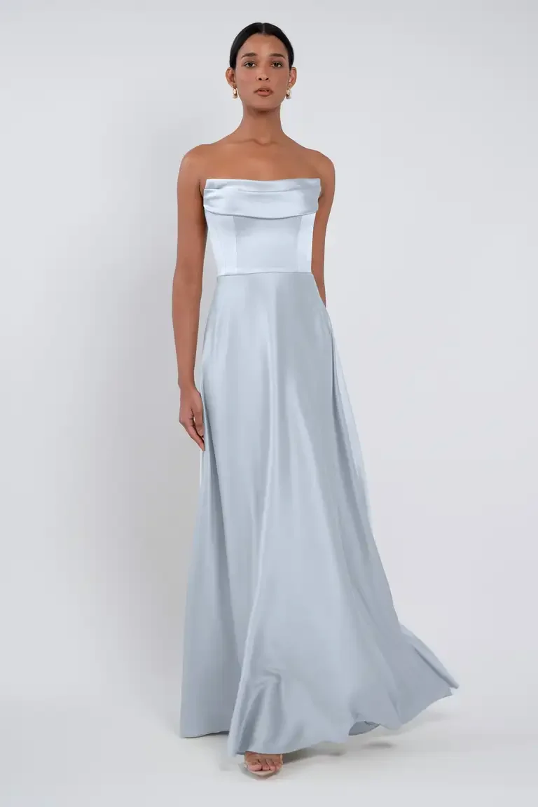 Cecile_whisper_blue_1_jpg_890x.webp