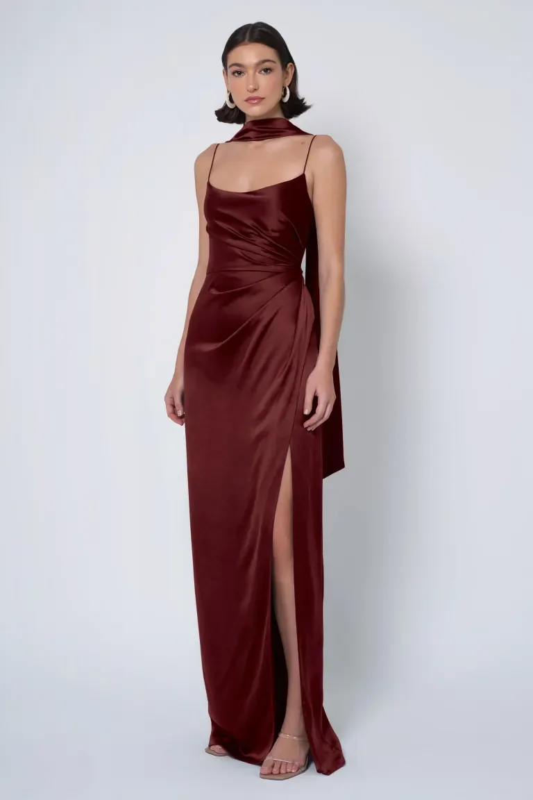 Wren_dark_berry_1_jpg_890x.webp