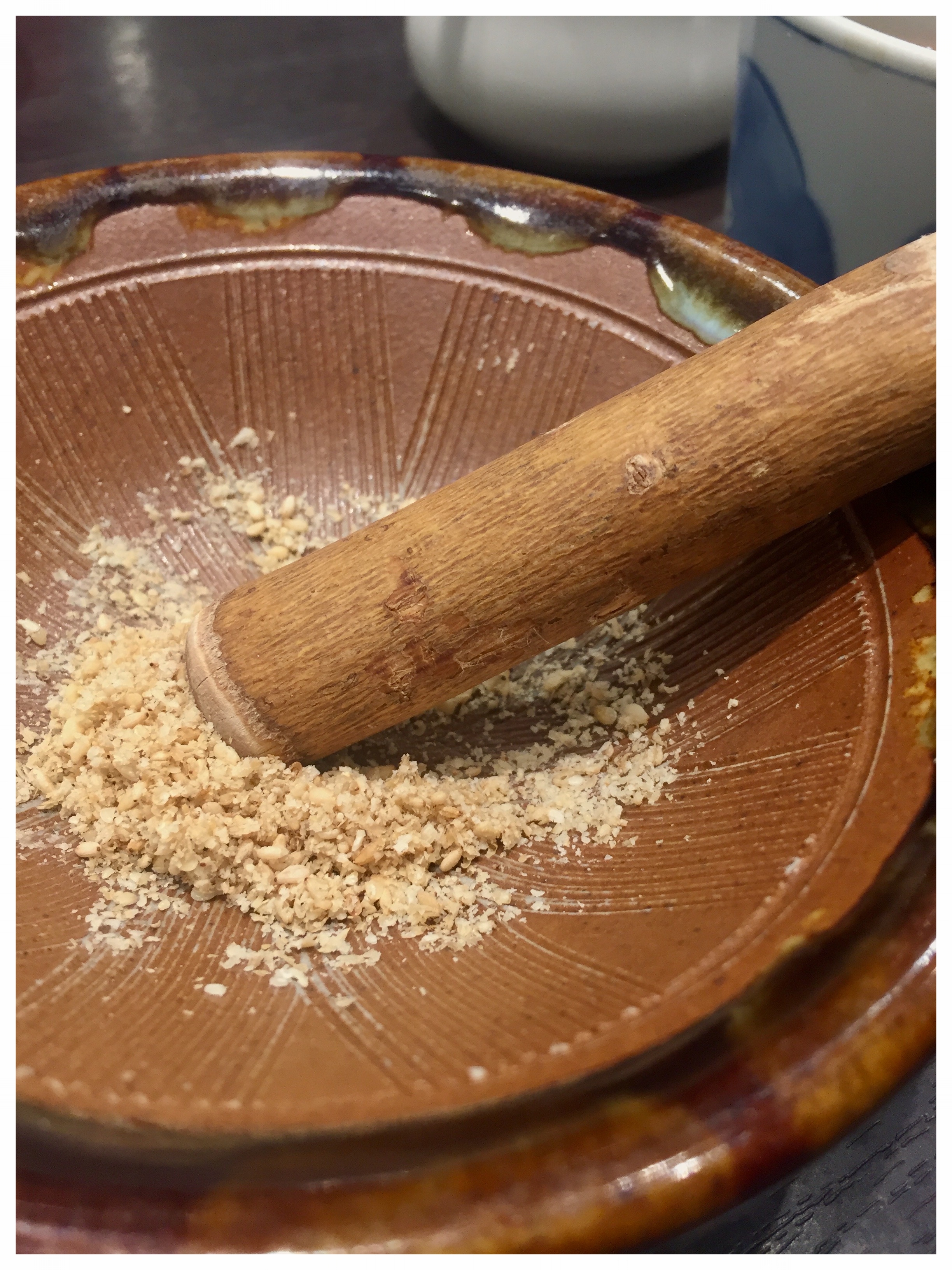 Crushed sesame seeds for Katsu sauce