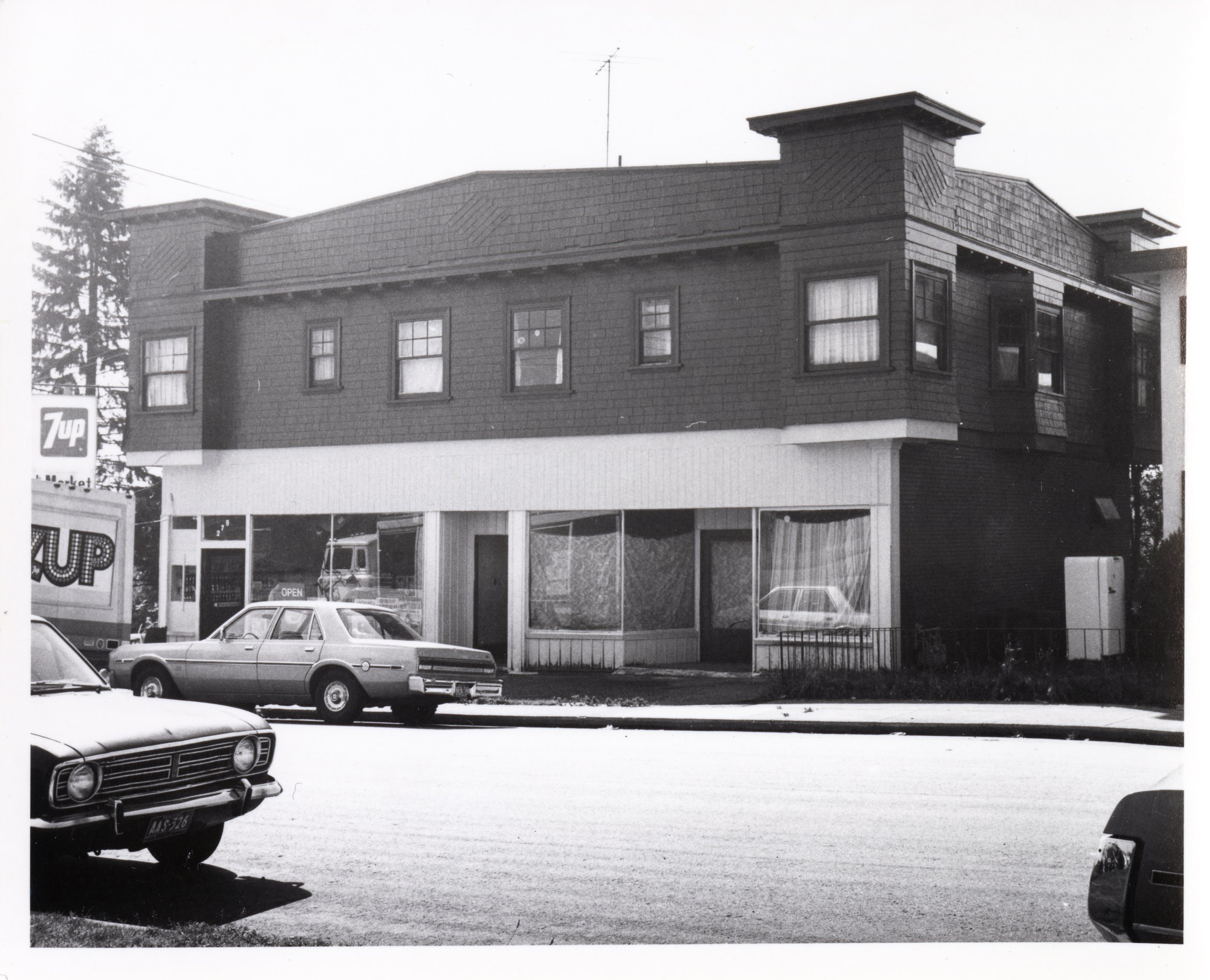 1980 black and white photo of the facade