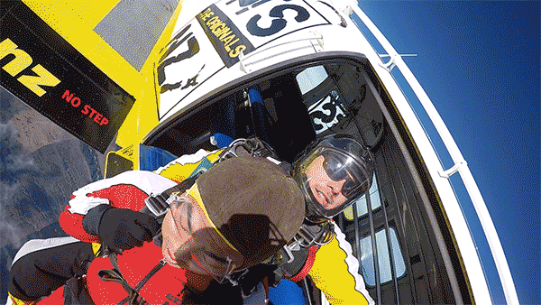 NZ-Taupo-Skydiving-Exit-01_IM_c2_600.gif
