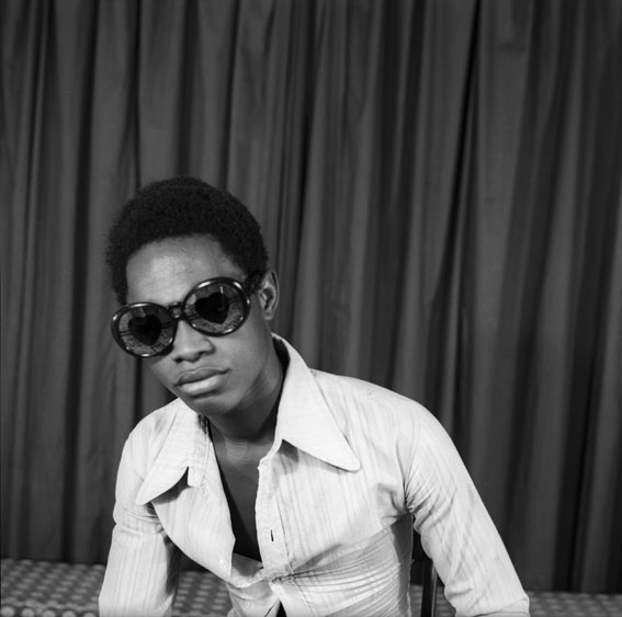 Samuel Fosso, Self-Portrait from Self-Portraits from the '70s, 1976. © Samuel Fosso