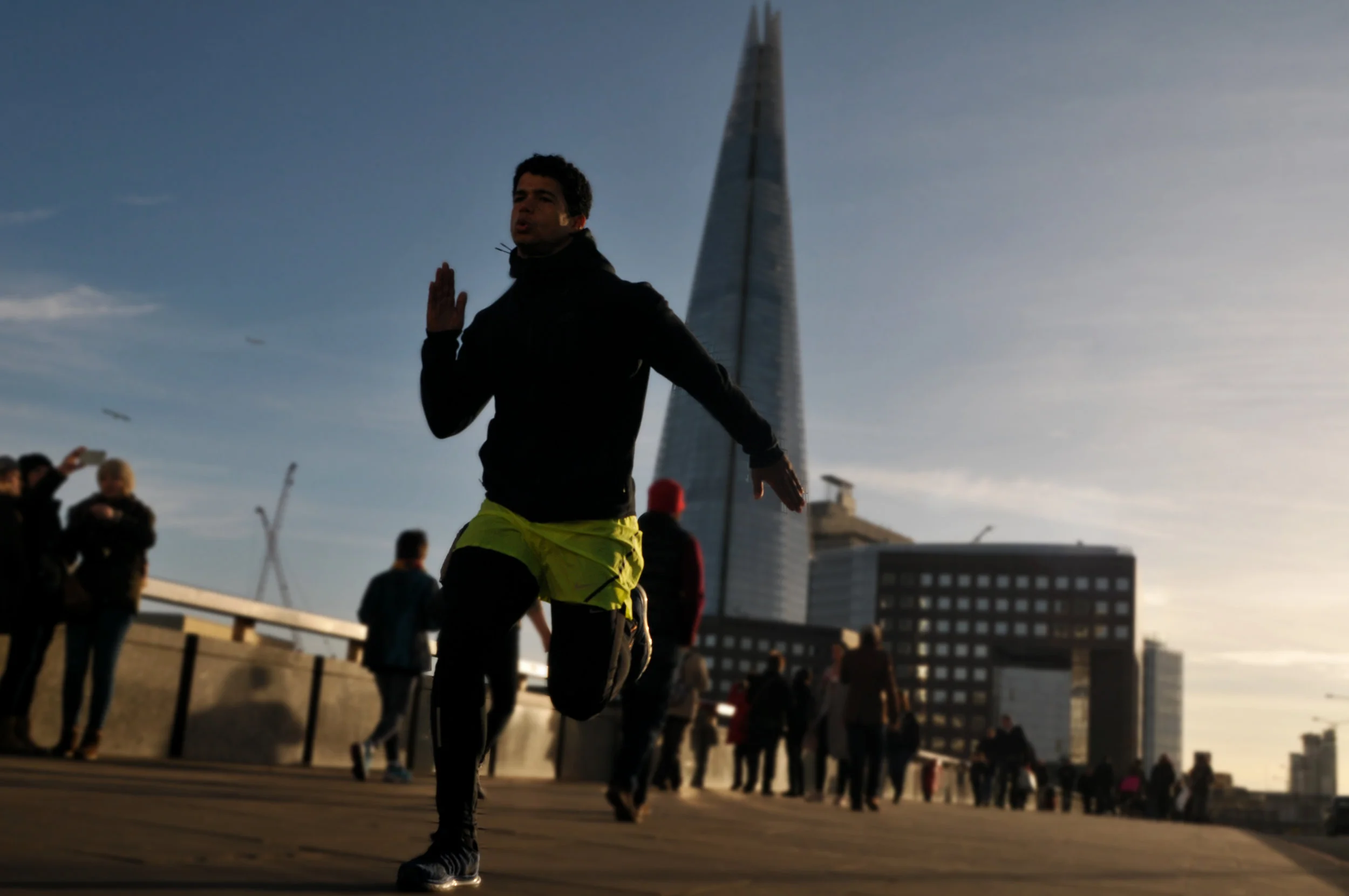 Personal Trainer London Bridge Samuel Figueroa.jpg