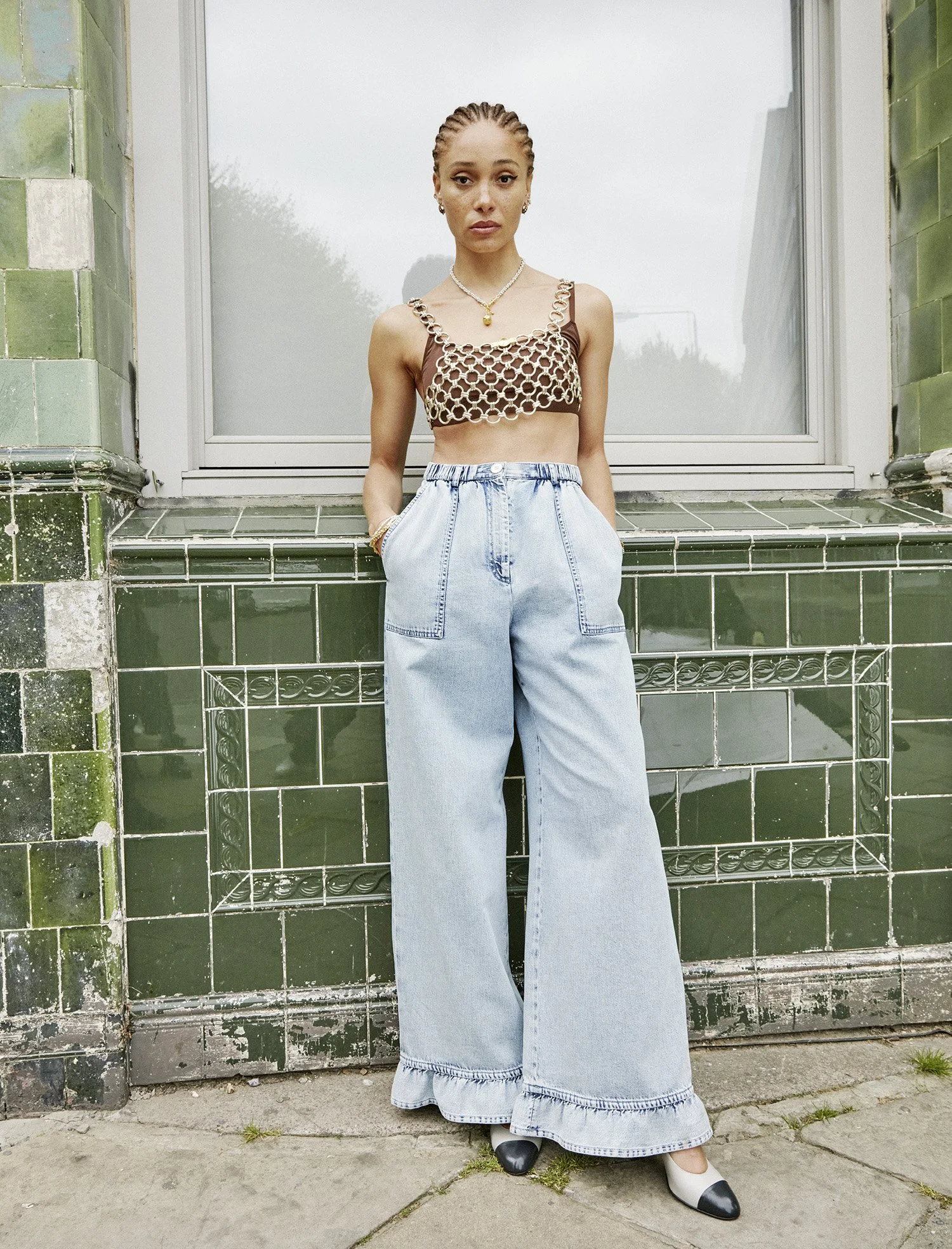 Feat_Interview-Adwoa-Aboah-6pp_pdf_6-1.jpg