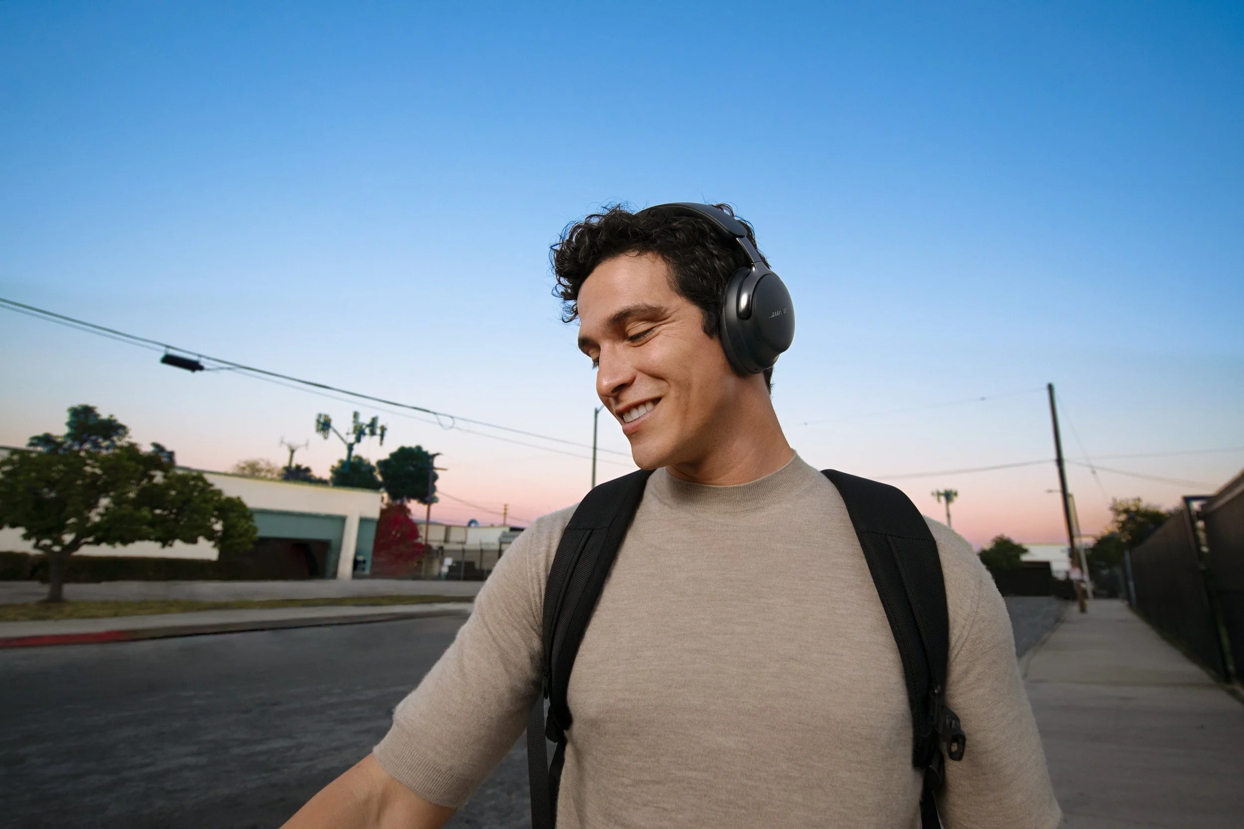 Wolverine_Black_Commute_BOSE_0655_041026.jpg