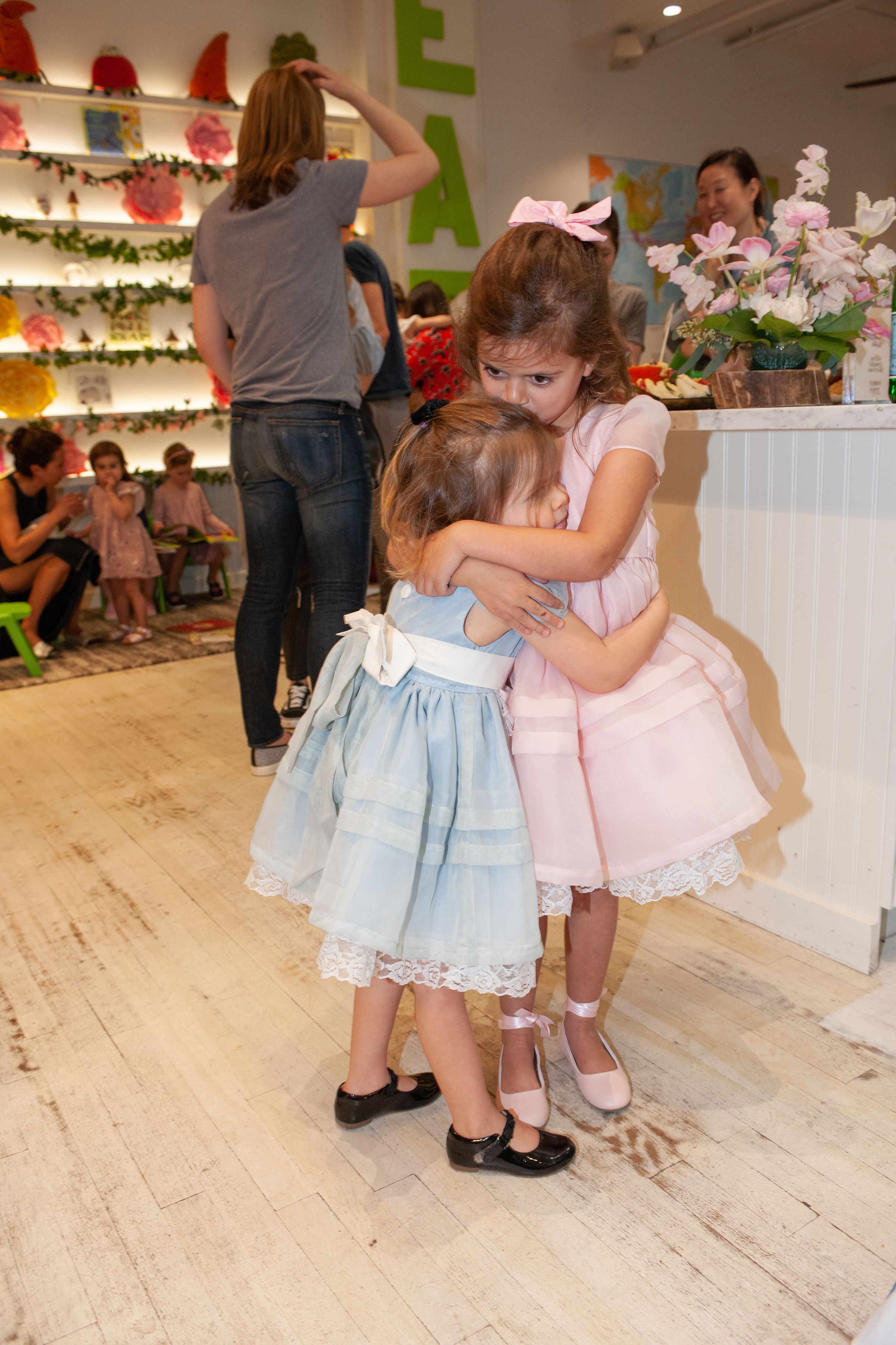 Portia's Alice in Wonderland Tea Party — Mercer + Green