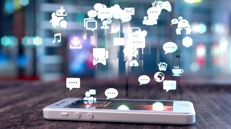 20151111140508-social-media-icons-iphone-network-business-communication-web.jpeg