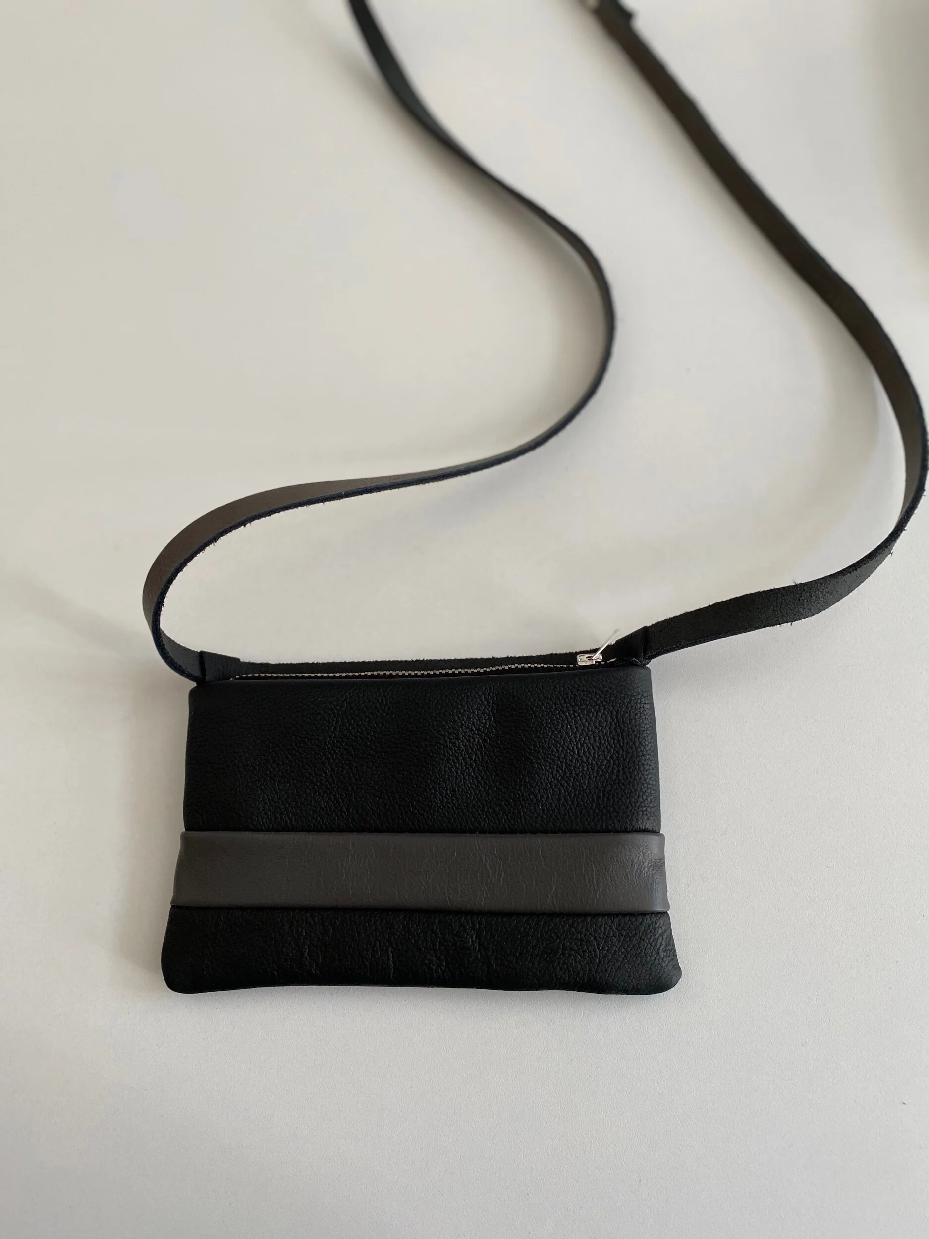 2B8AFE96-5E5F-4759-AF7C-A2648A9907C8