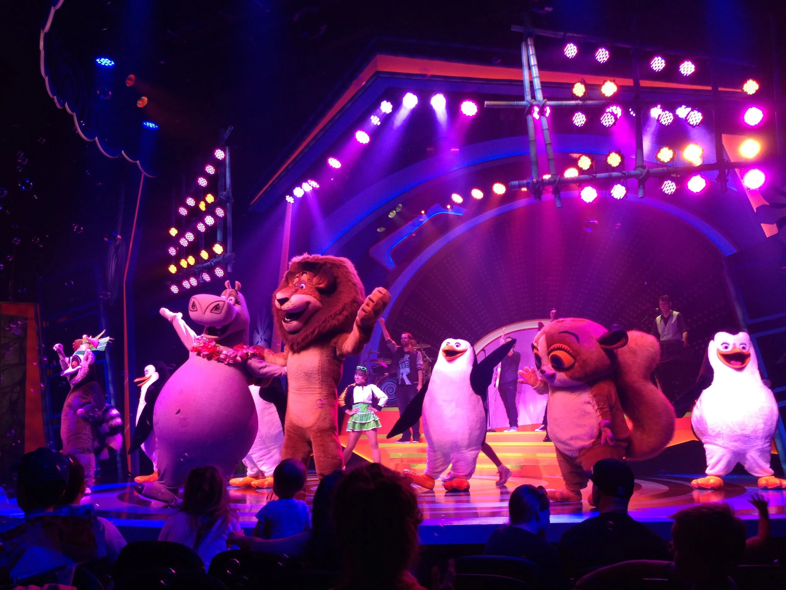 Madagascar Live: Operation Vacation