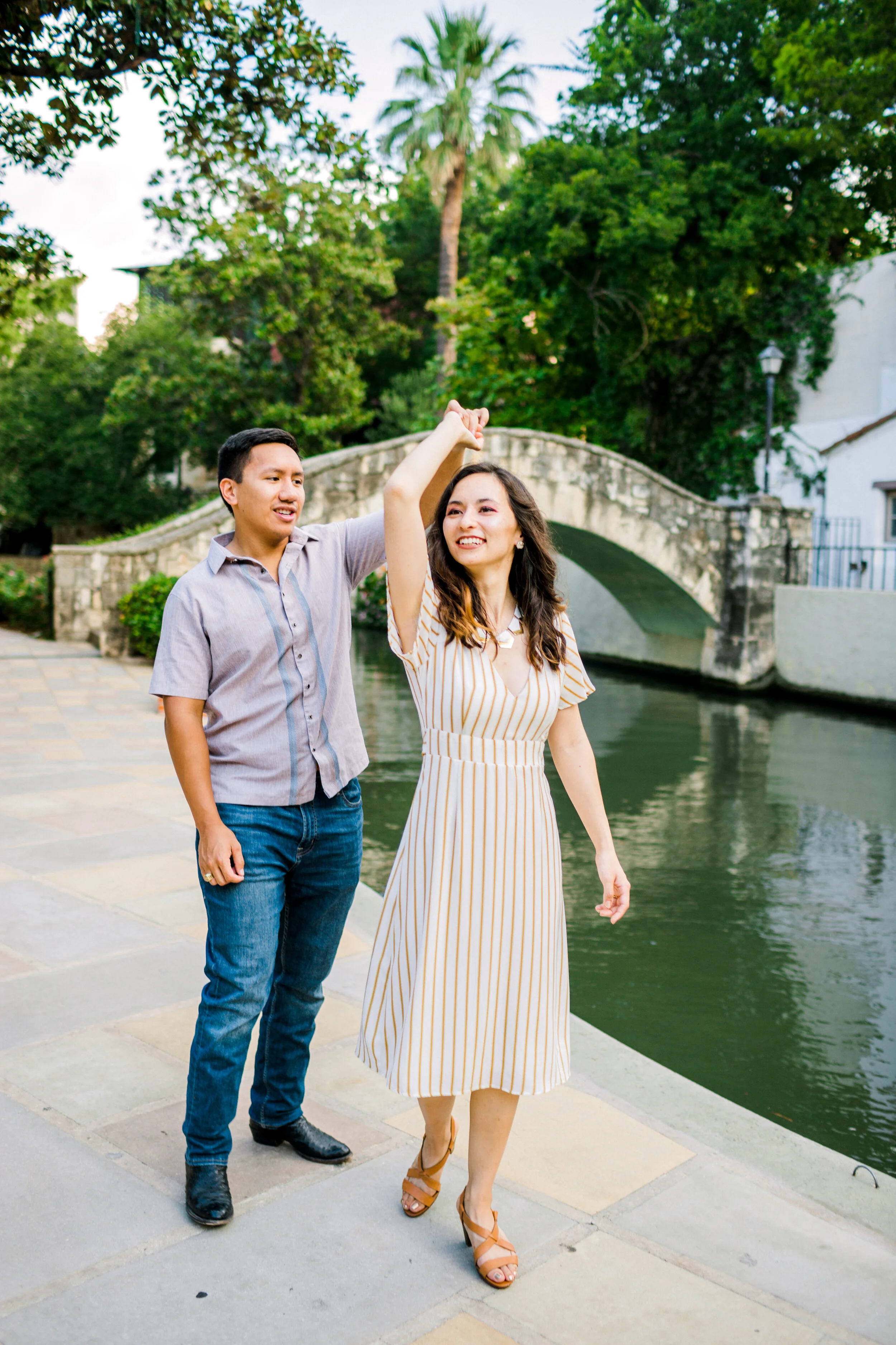 pearlbreweryengagementsession-90.jpg