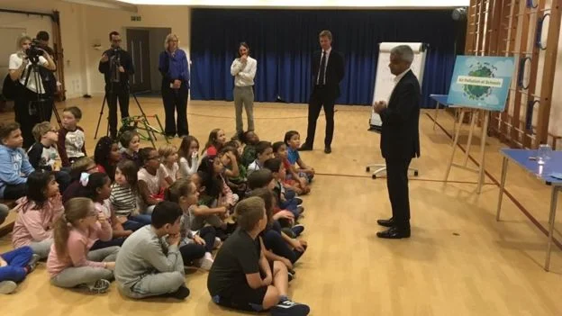 The mayor made the announcemnt in September 2017 as he met pupils from Prior Weston Primary School in Islington. Source: BBC