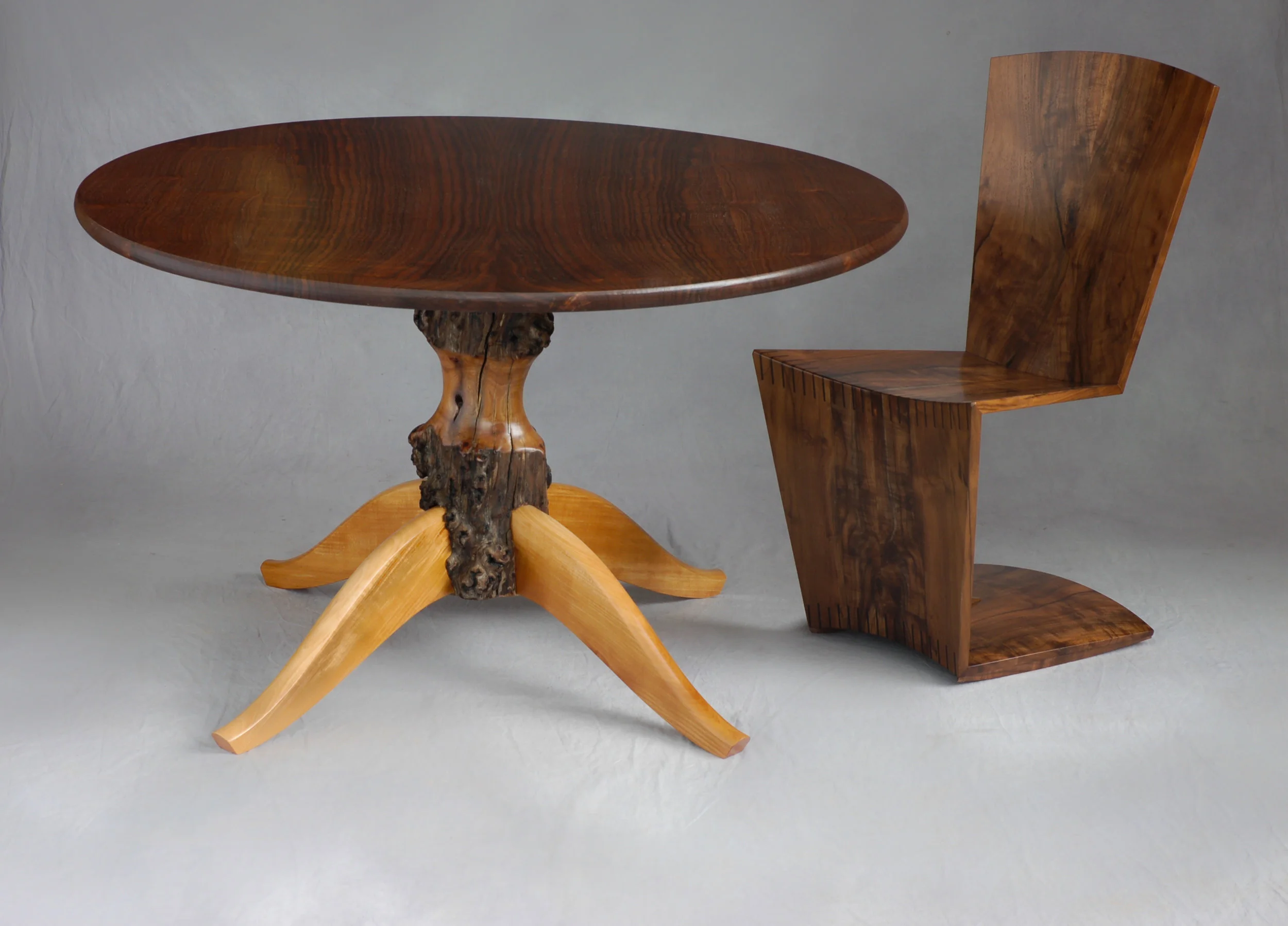 Hip Hobbit Table