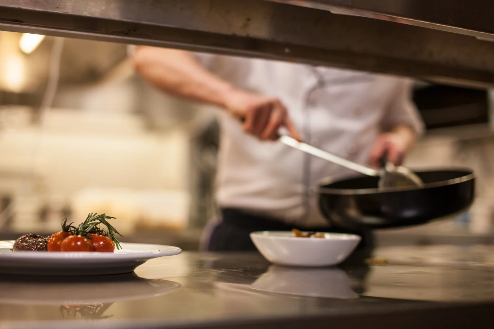 kitchen-eat-food-cook-cooking-pan-preparation.jpg
