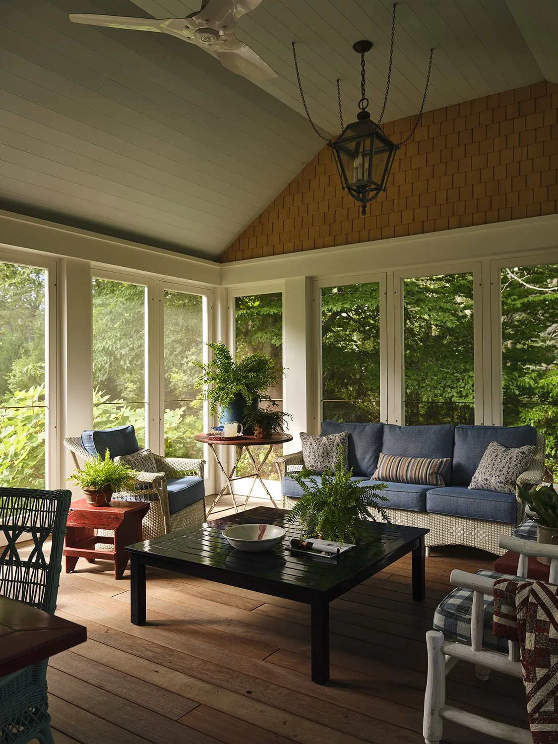 ARCT_20250922_FrankFrances_RAMSA_CapeCod_Porch_001.jpg