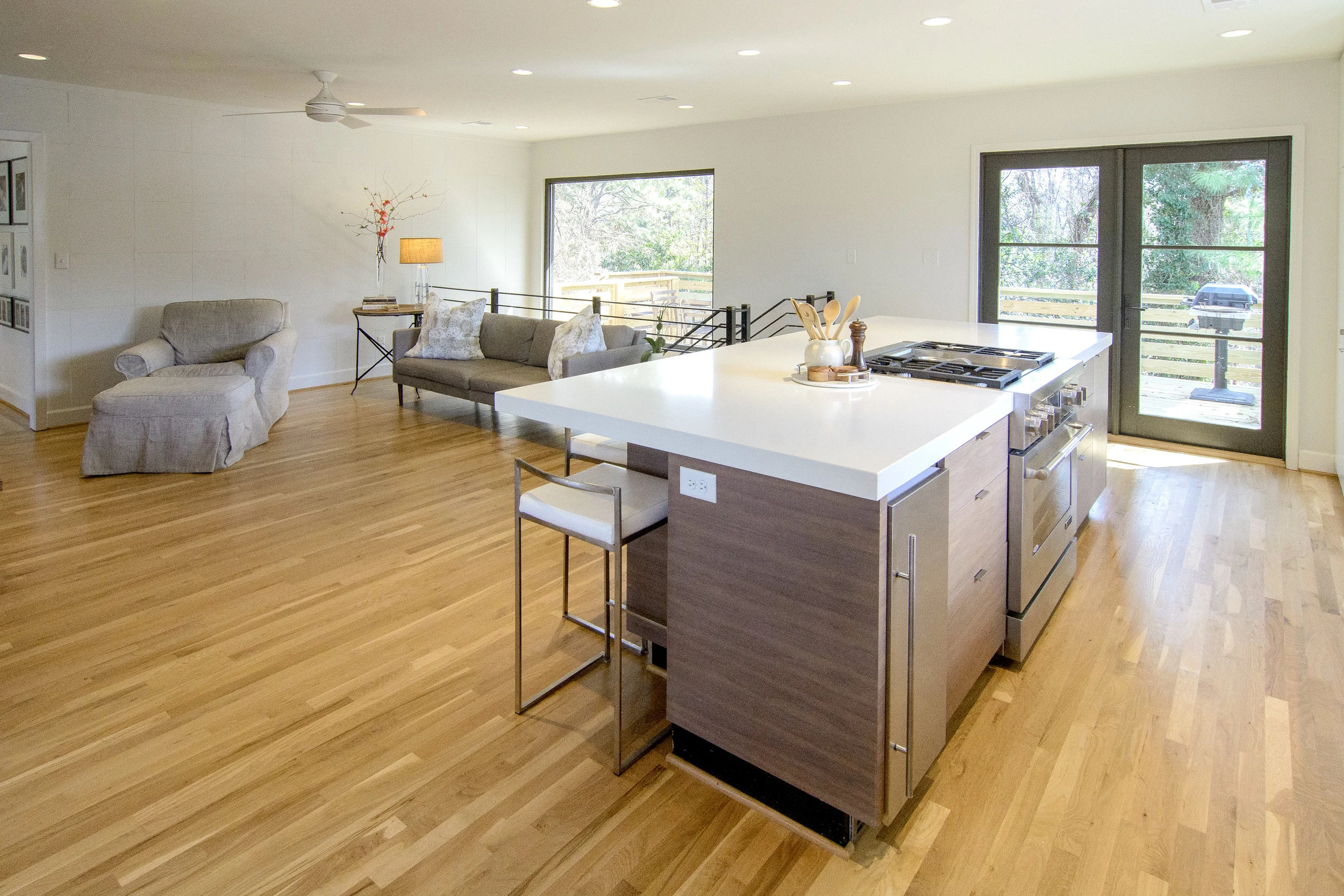 contemporary island.jpeg