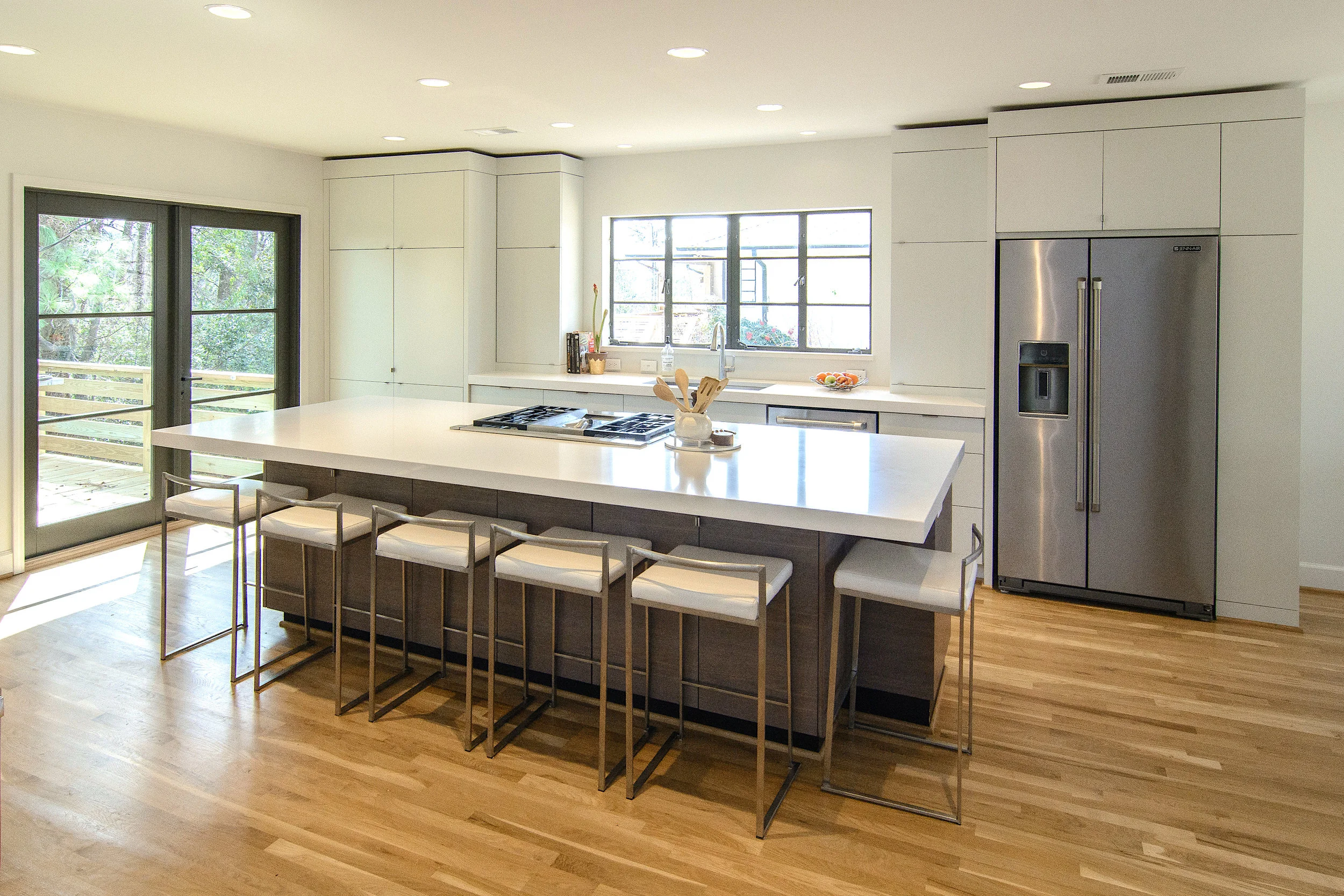 contemporary kitchen 5.jpeg