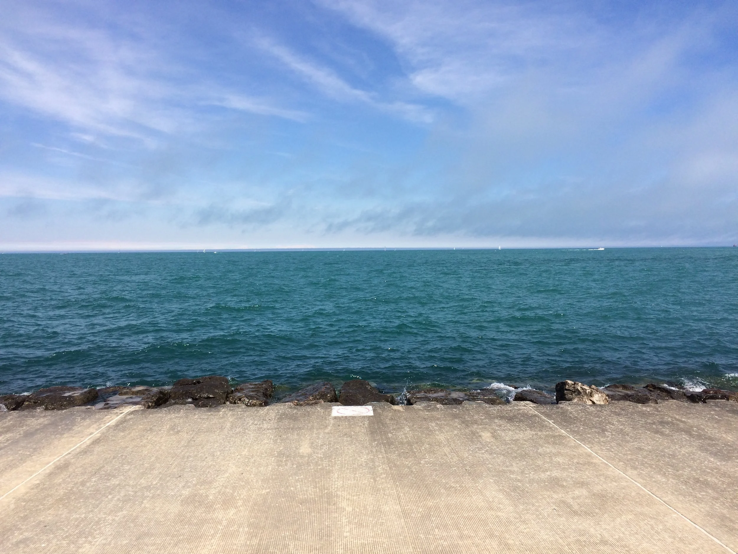 Neon Broadcast 012 // Sleepy Shipwreck