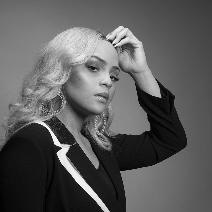 Johari Noelle packs years of soul into her first five songs 