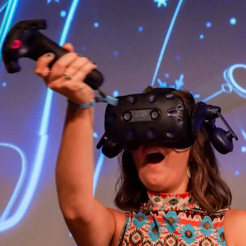New Virtual Reality Gaming Hub Redline VR Opens In Ravenswood — And A Mixed-Reality Escape Room Is Coming Next