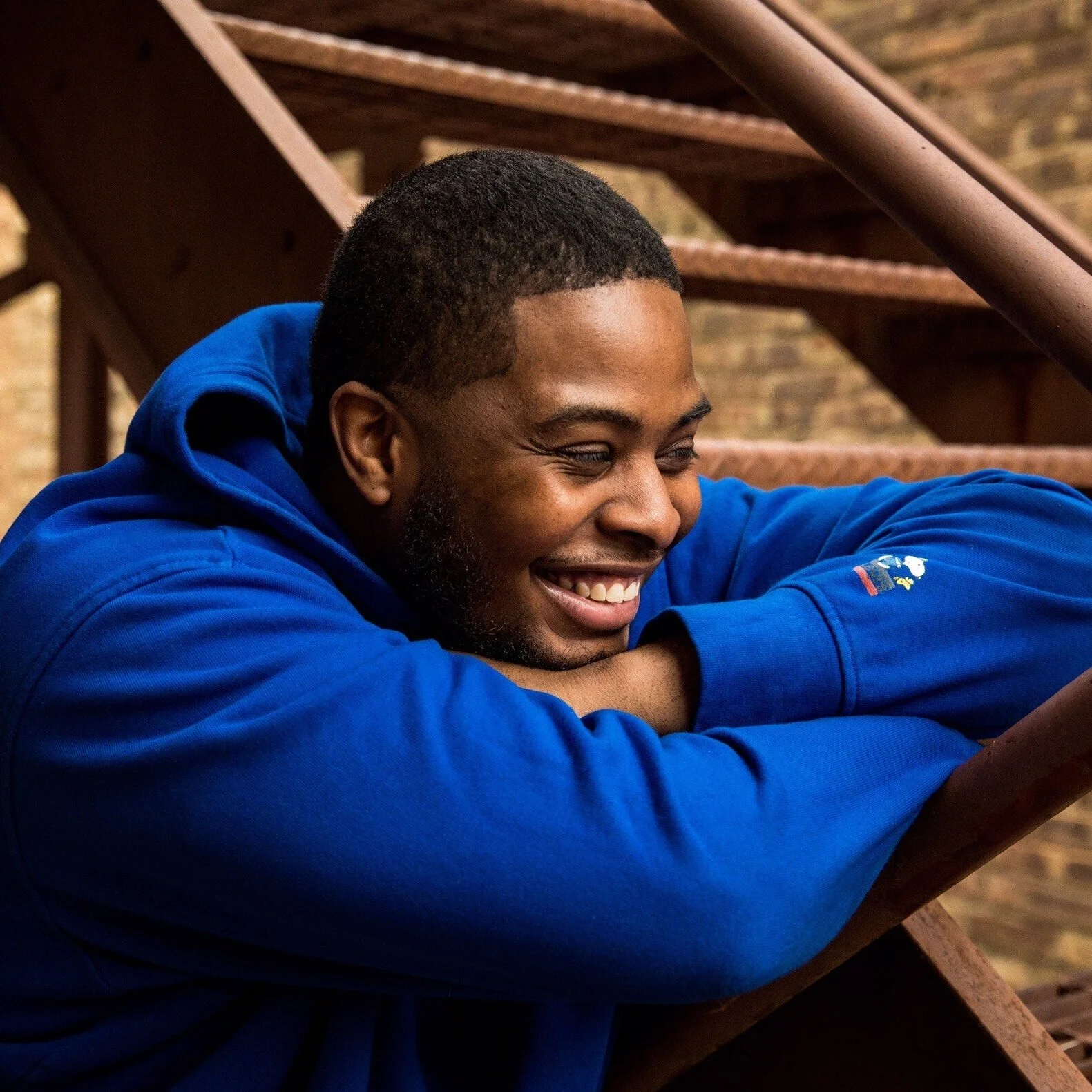 Chicago indie rapper D2x expands his palette on his debut album, The Color Blue 