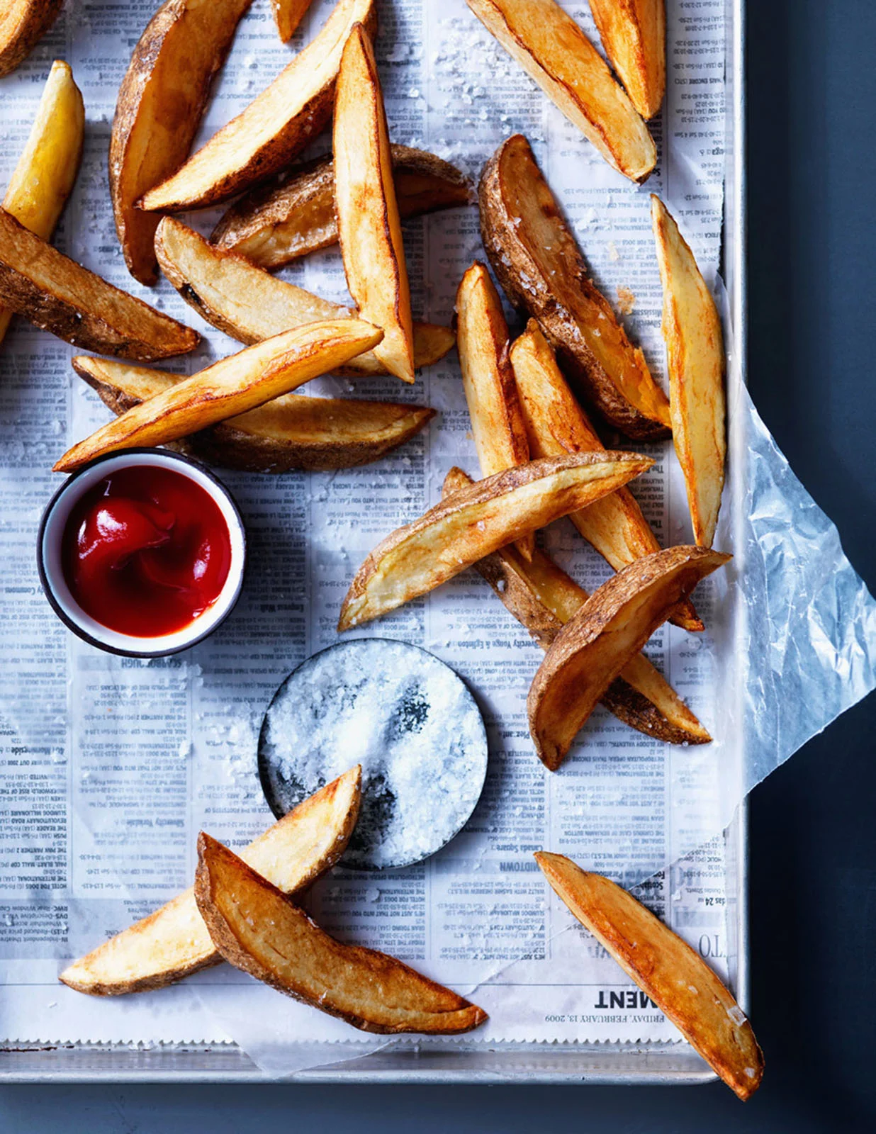 FrenchFriesSaltKetchup.jpg