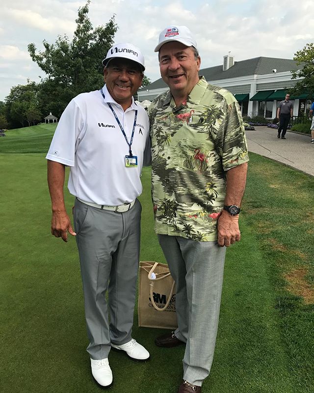 Spent some time with my friend @johnnybench_5 this morning. Great to see ya amigo!