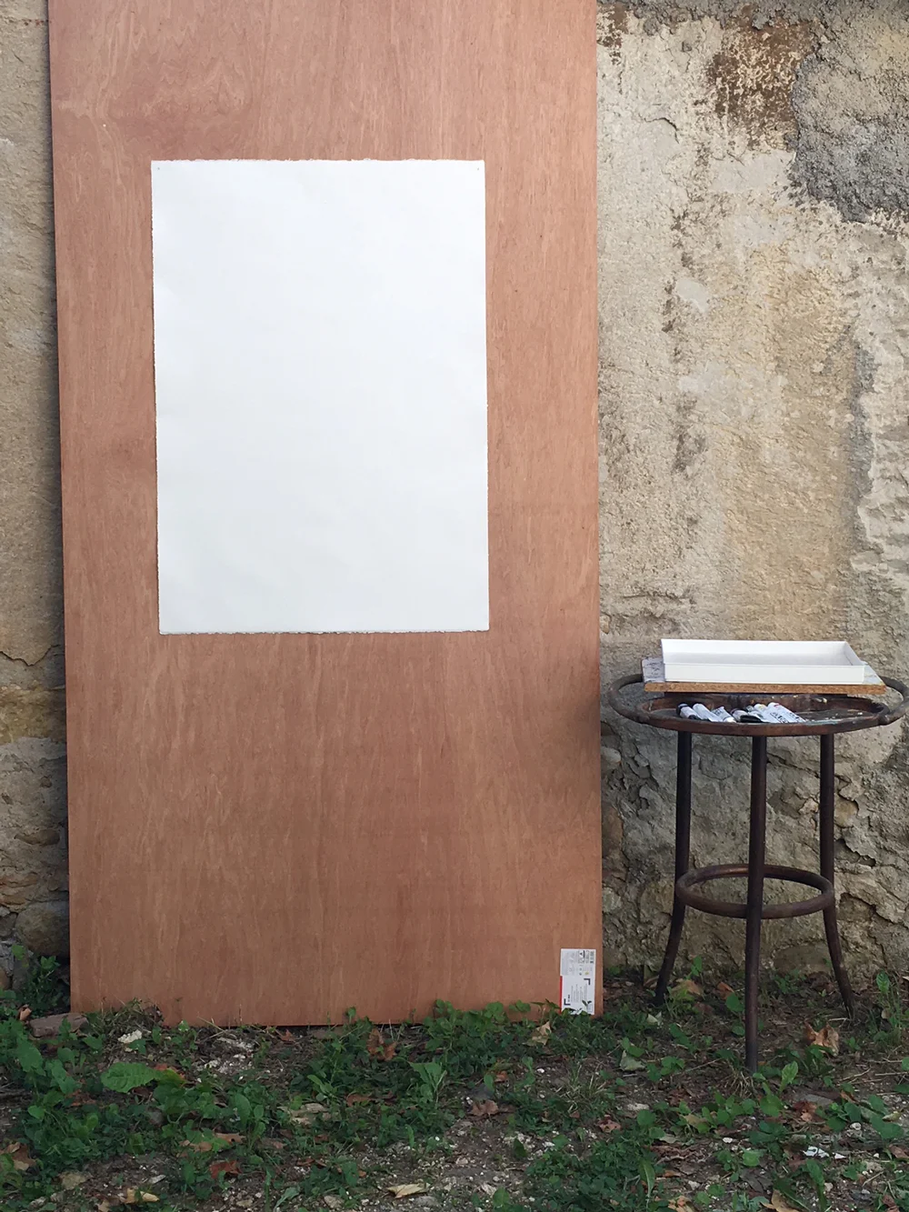 Courtyard painting space