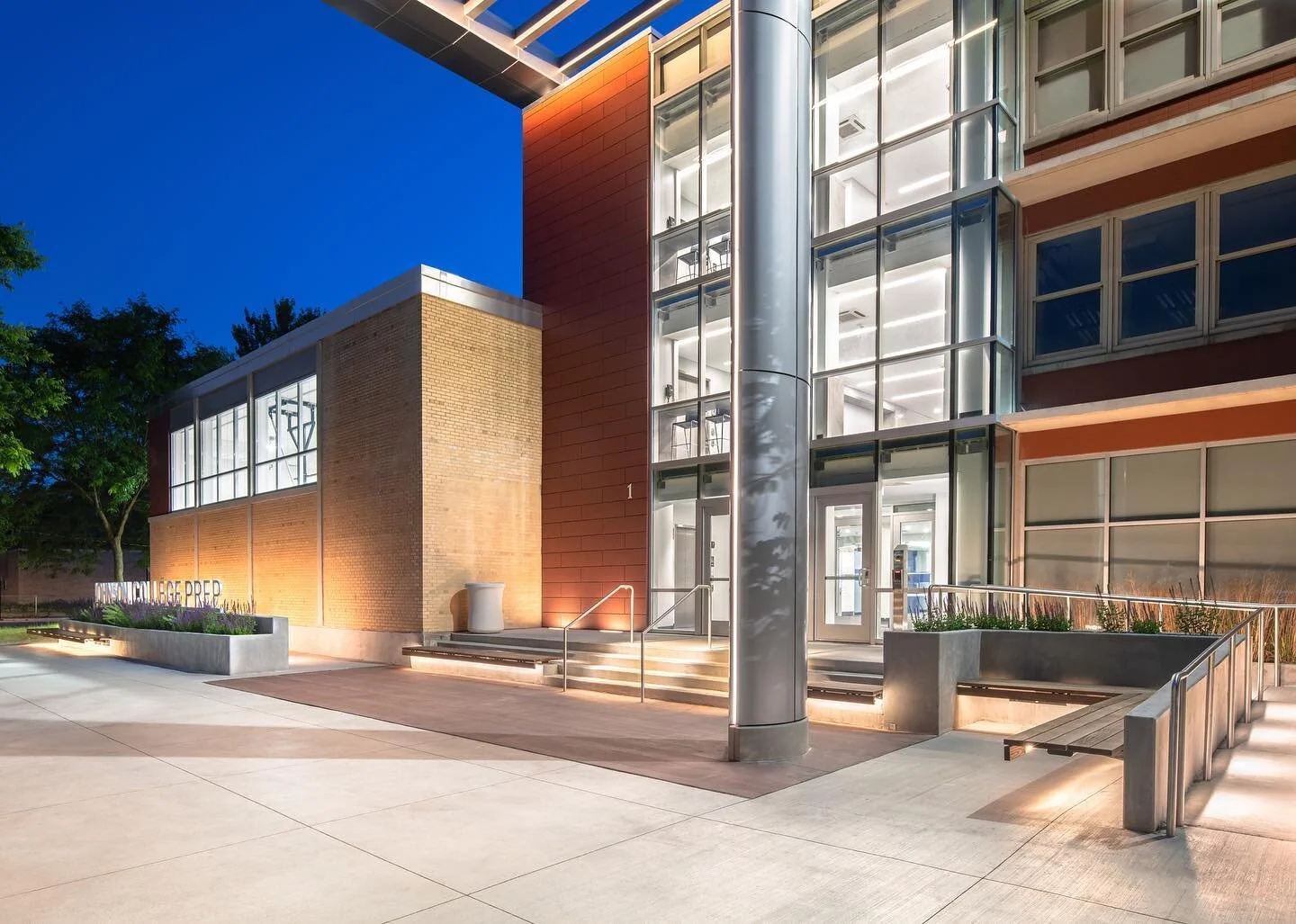 Last week we posted a Before/After of Johnson College Prep&rsquo;s new entry. This is what the plaza looks like at night, fully lit. // #architecture #design #education #nobleschools #benoble @benobleschools @benoblejcp #okwarchitects 📸: @nick_ulivi