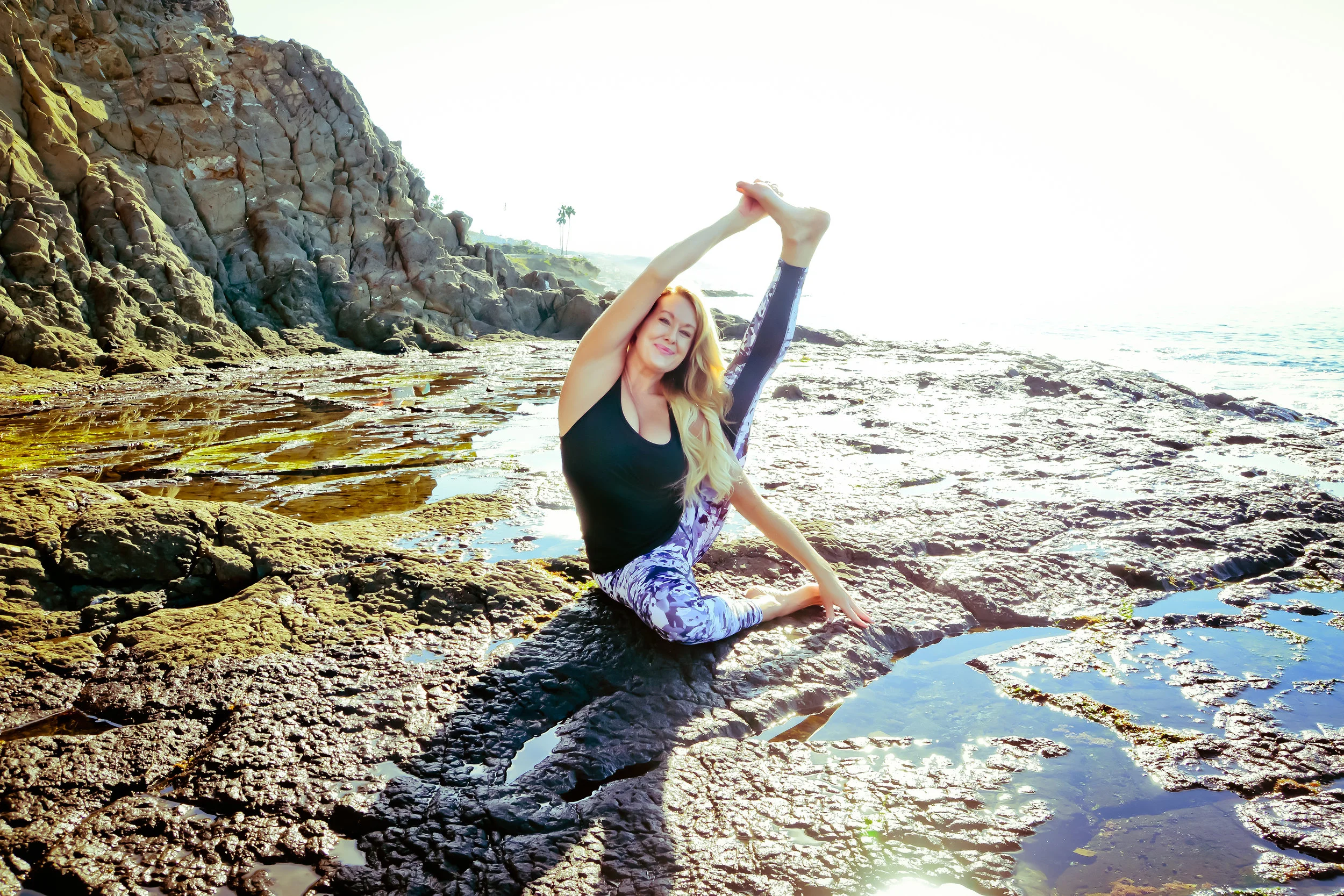 OUTFIT GIFTED BY LUCY ACTIVEWEAR --> BRAND NEW SPRING 2017 STUDIO HATHA LEGGING & WORKOUT RACERBACK