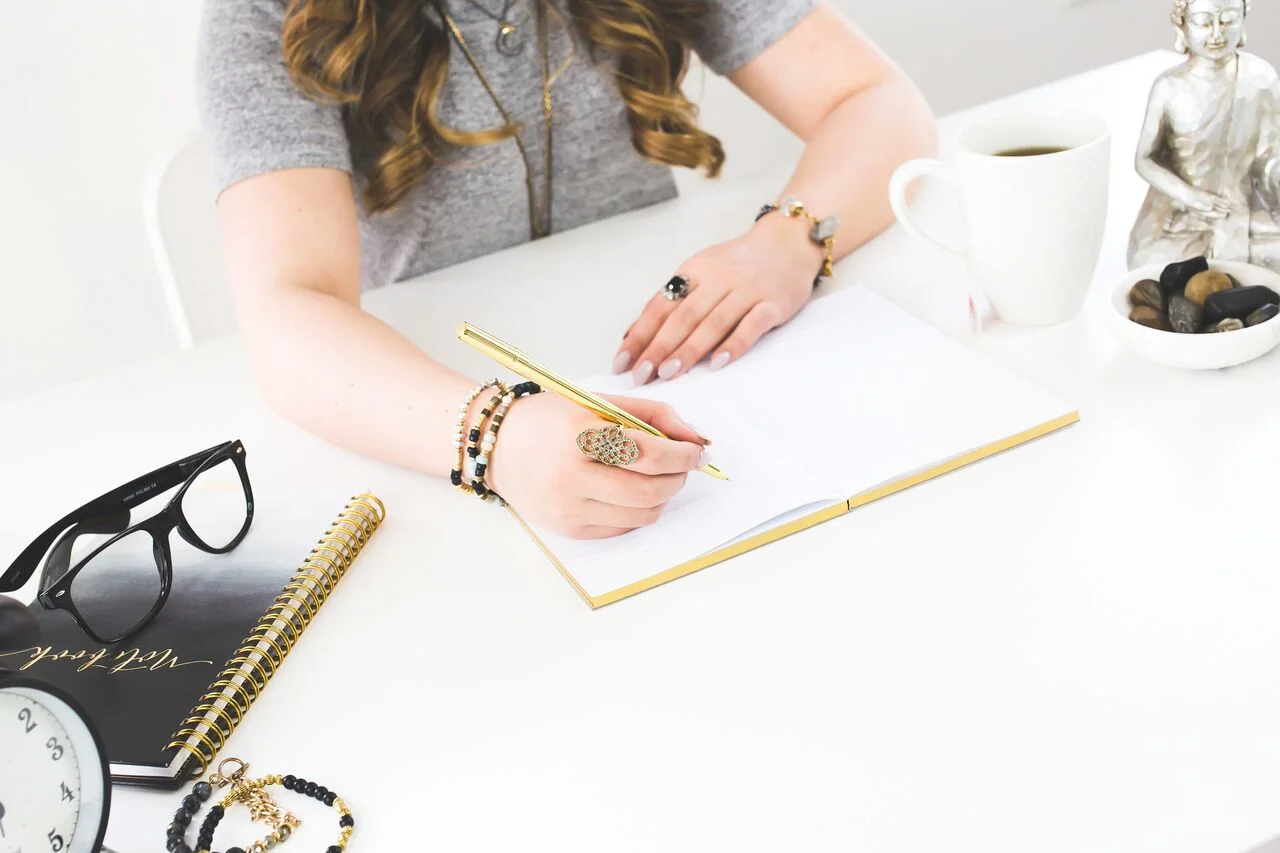 hc-styled-stock-photography-2016-april-hipster-workday-34-FINAL_preview.jpeg
