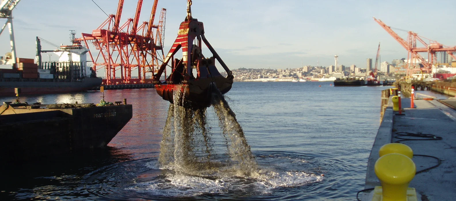 EW Dredging_banner.jpg