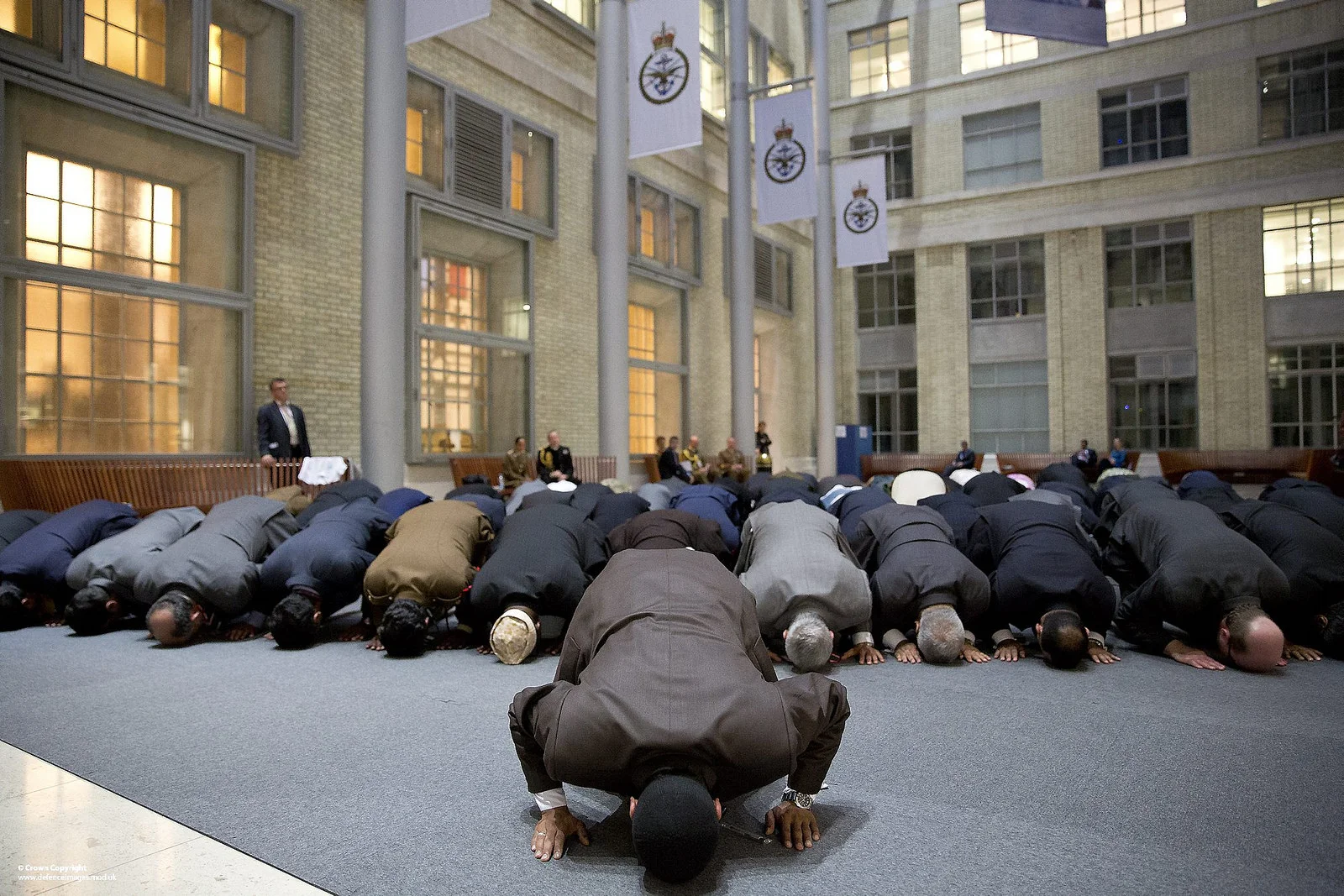 Image: defenceimages, Flickr