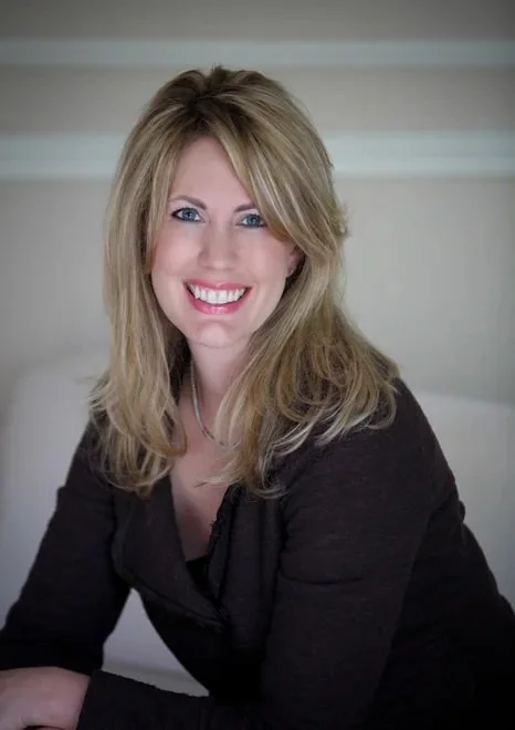 Staci+Almager+professional+photo.jpg