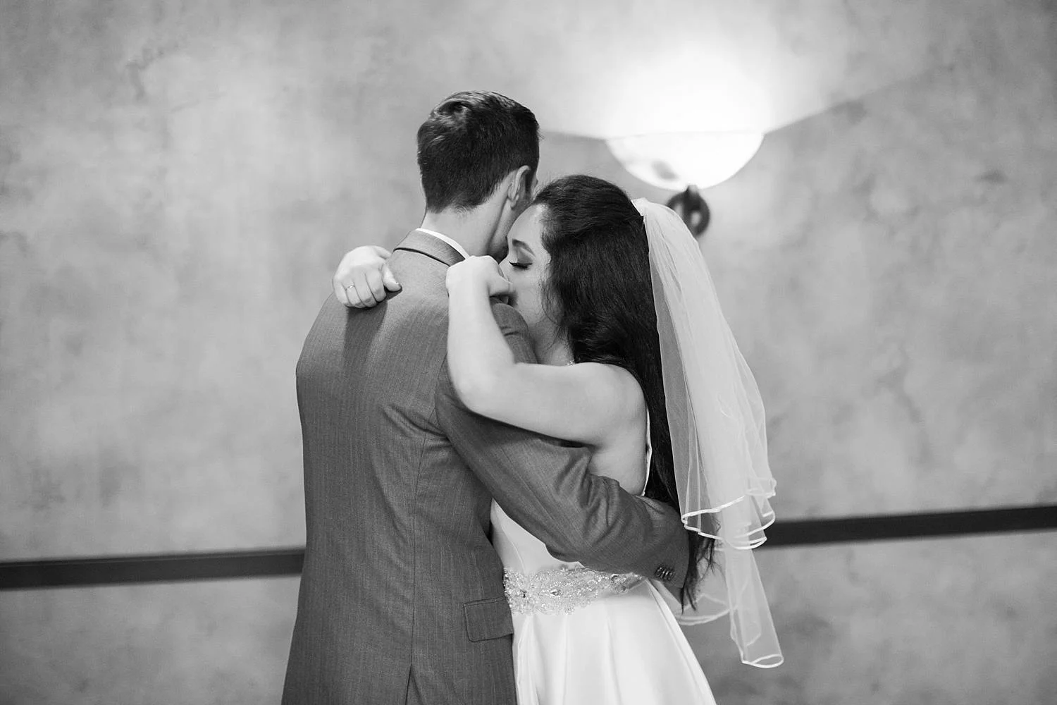 MinneapolisWeddingPhotographer_0784.jpg