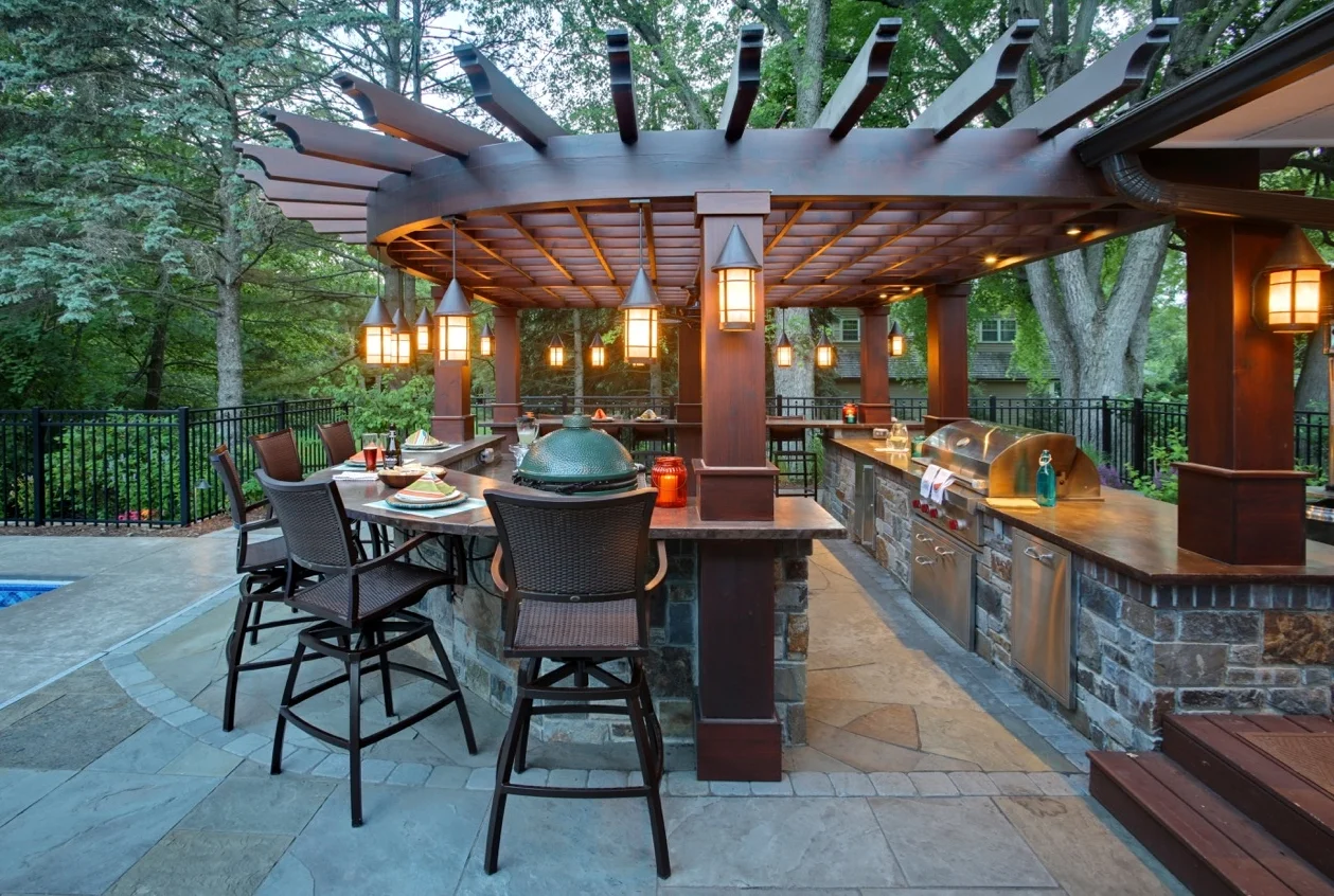 Mom's Design Build-Outside Bar and Grill With Pergola