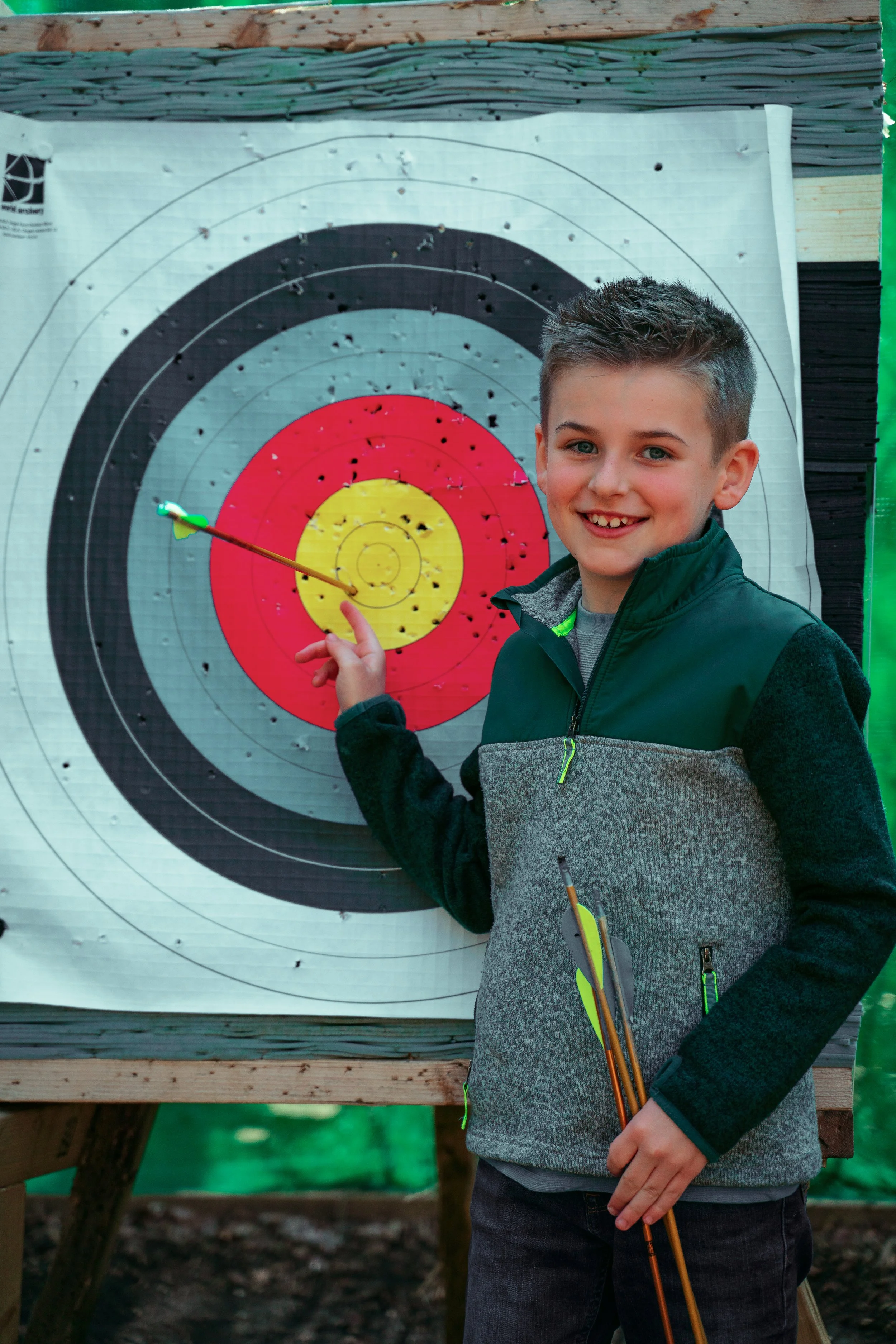 Home education group learning archery at Wild Pines Park